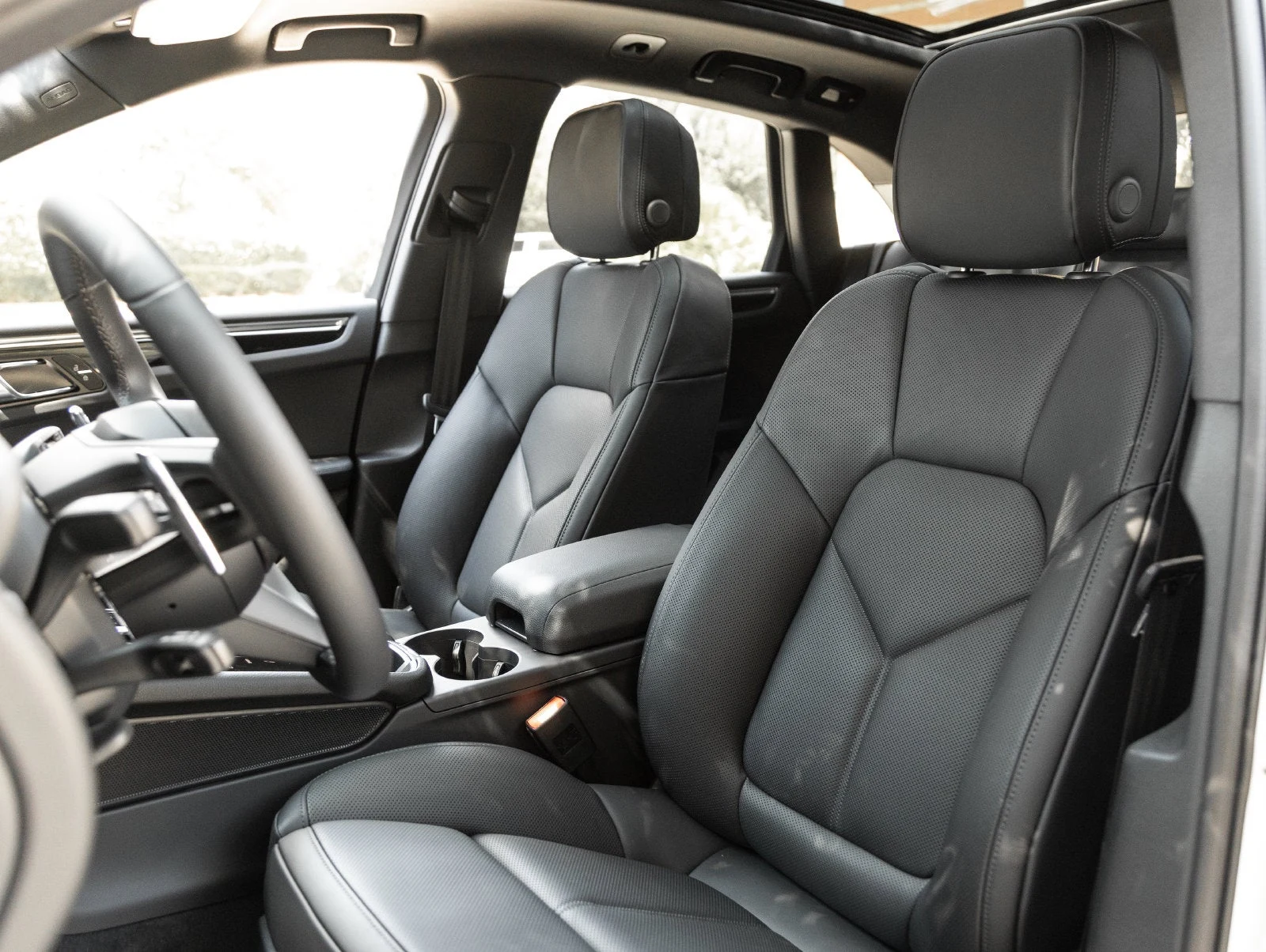 2026 Porsche Macan (95B), 5/20