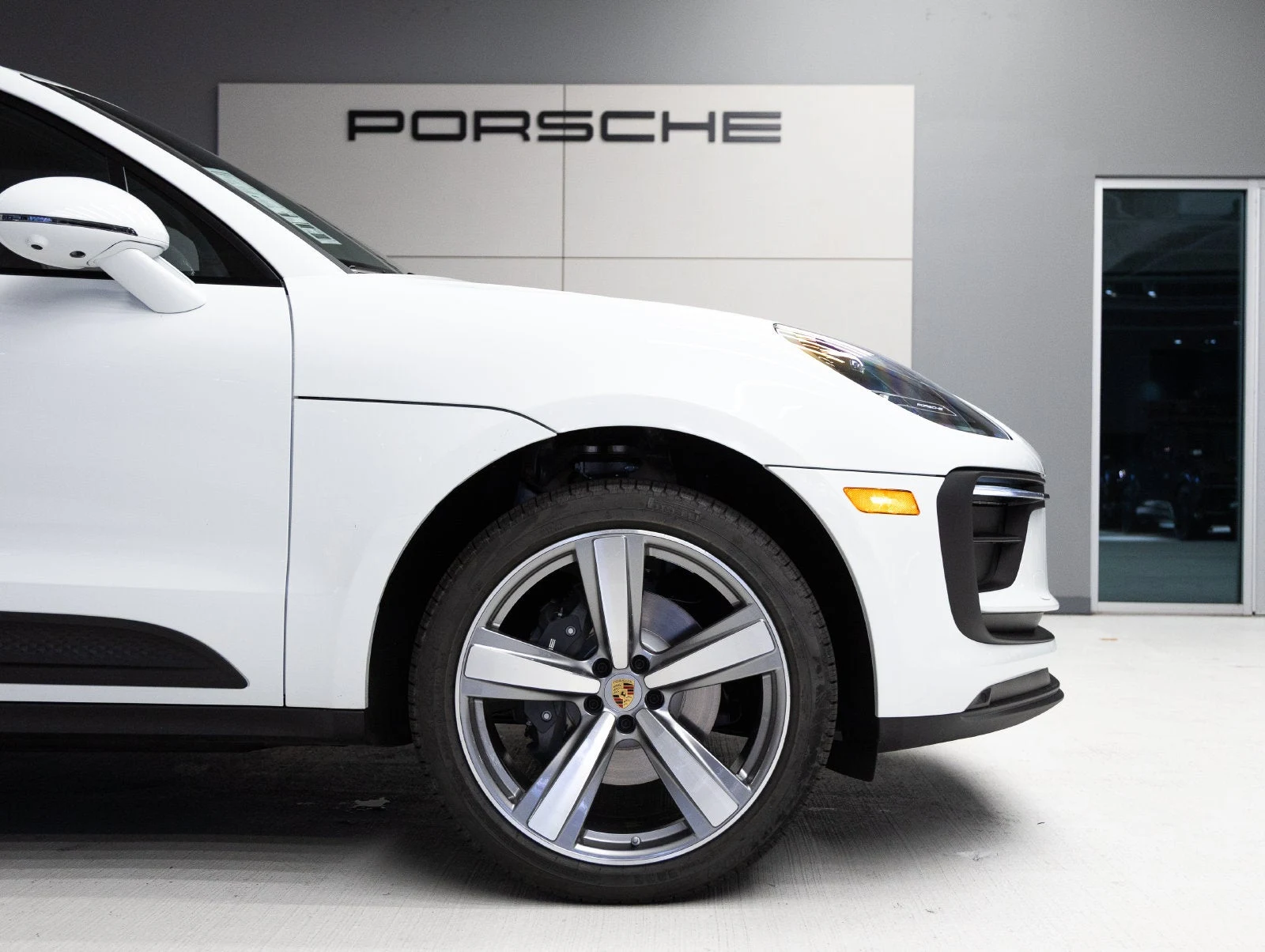 2026 Porsche Macan (95B), 11/20