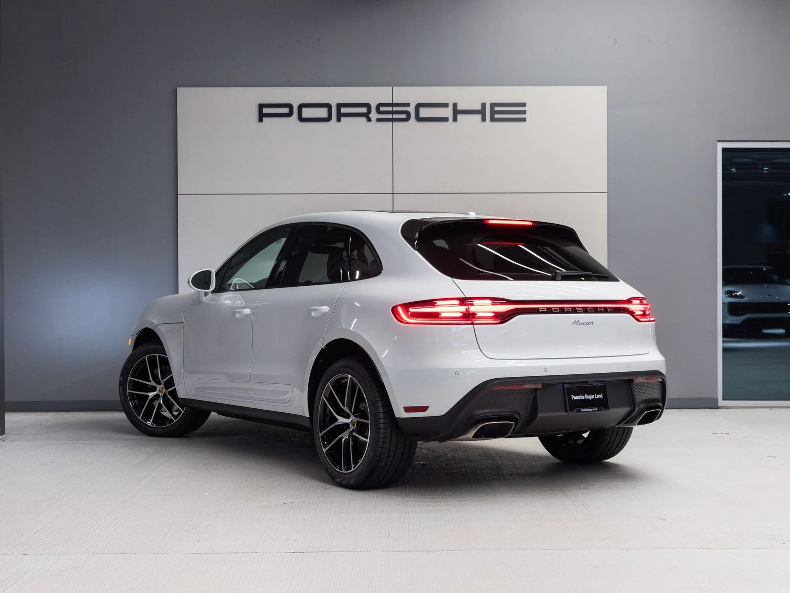 2026 Porsche Macan (95B), 3/20