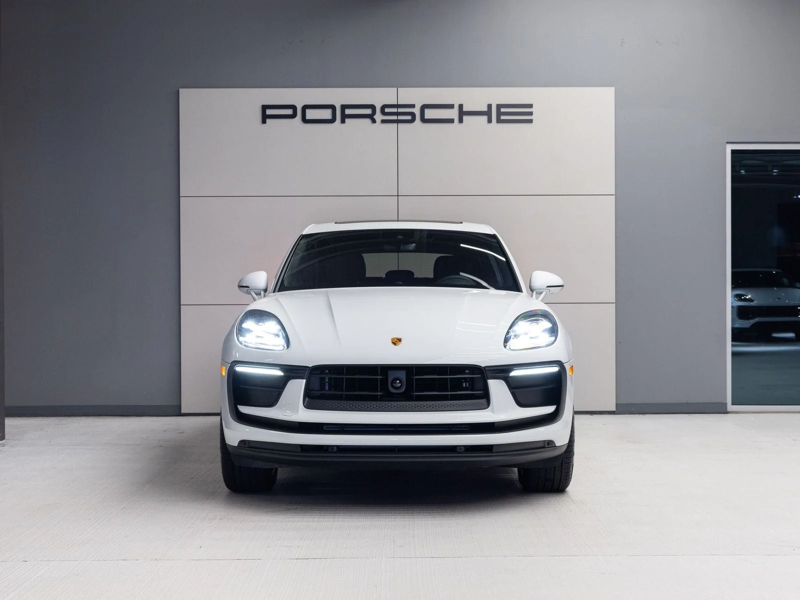 2026 Porsche Macan (95B), 10/20