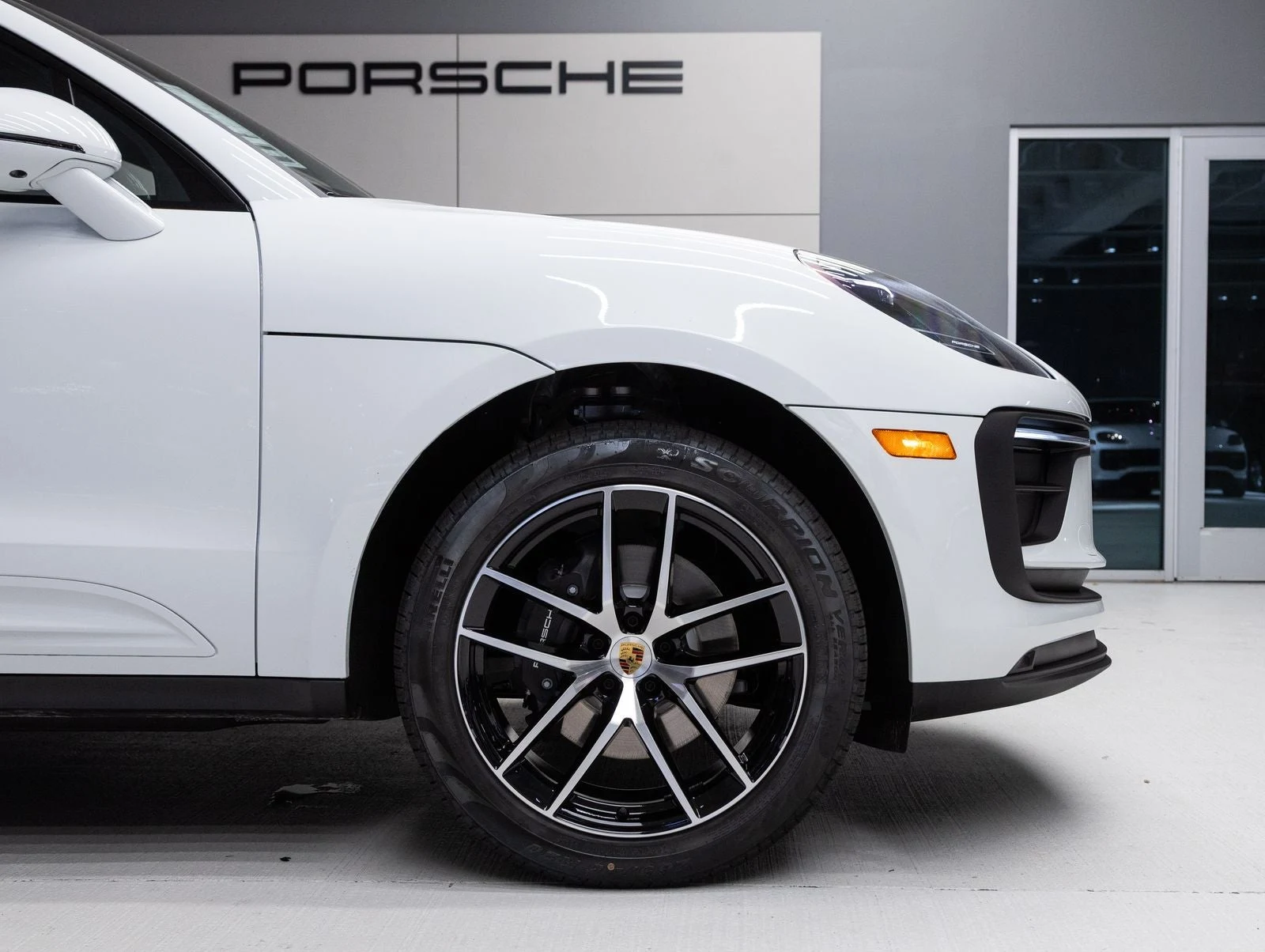 2026 Porsche Macan (95B), 11/20