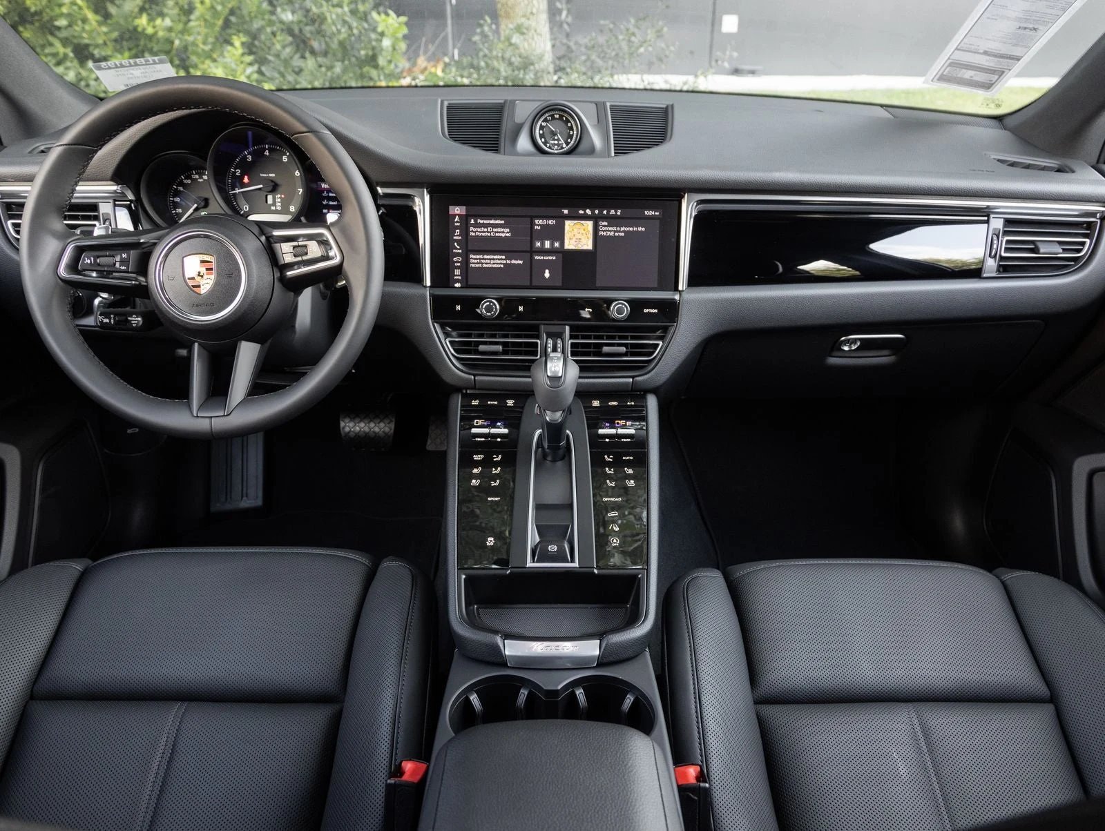2026 Porsche Macan (95B), 12/20