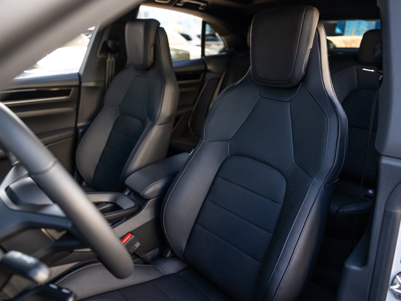 2026 Porsche Macan Electric (XAB), 5/20