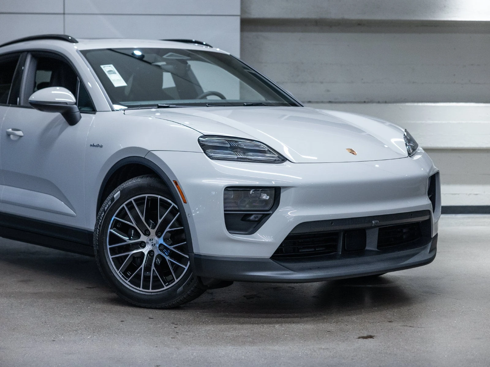 2026 Porsche Macan Electric (XAB), 12/20