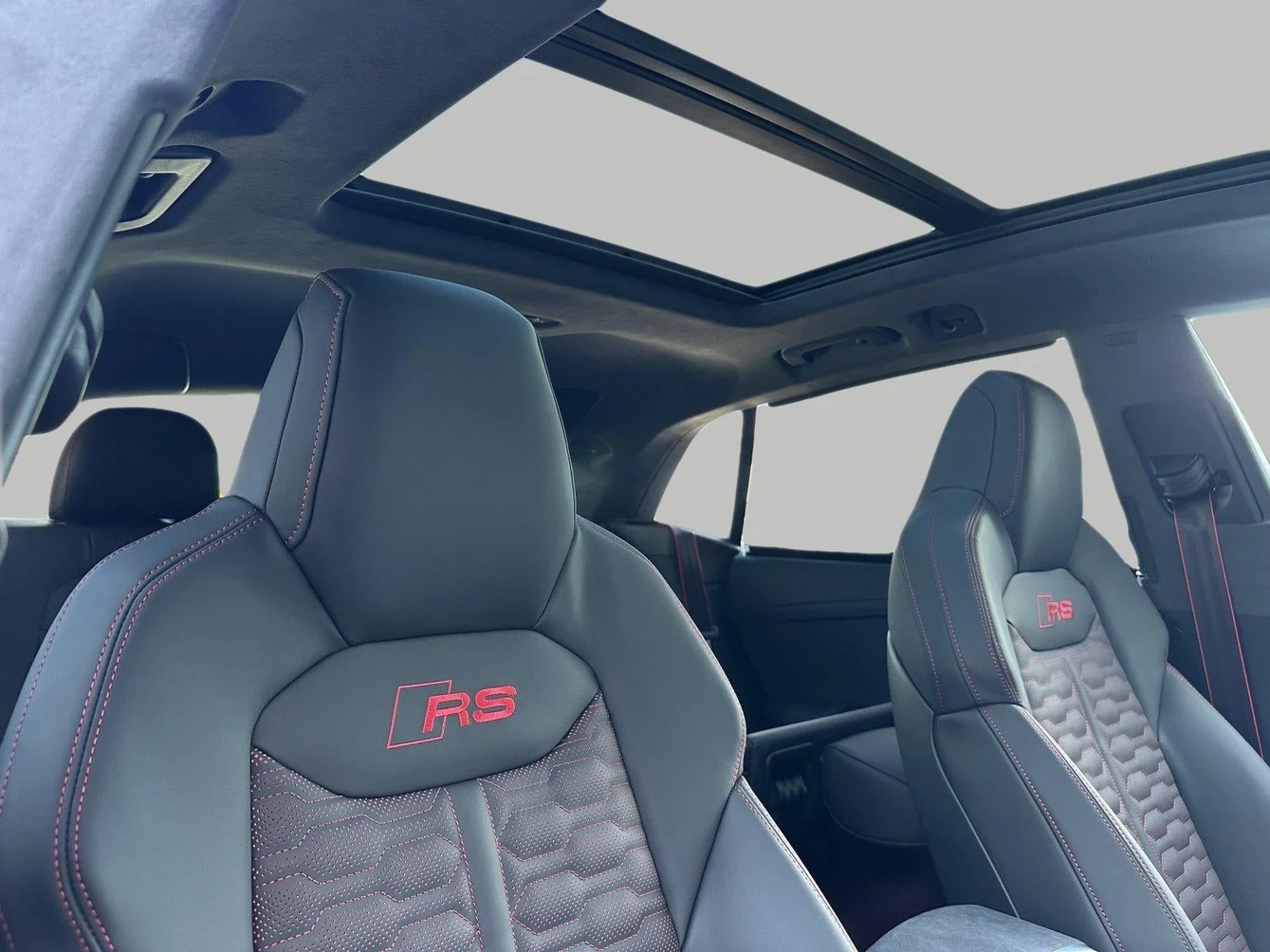 2026 Audi RS Q8 performance (4M), 16/20
