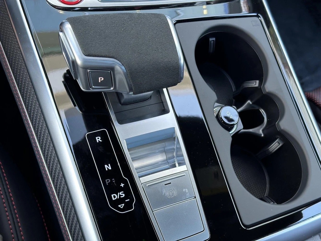 2026 Audi RS Q8 performance (4M), 20/20