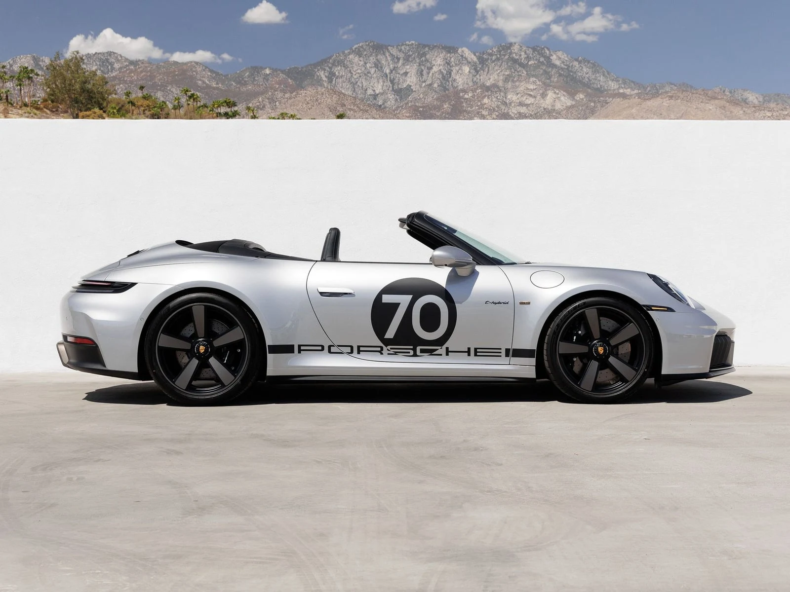 2026 Porsche 911 Spirit 70, 8/20