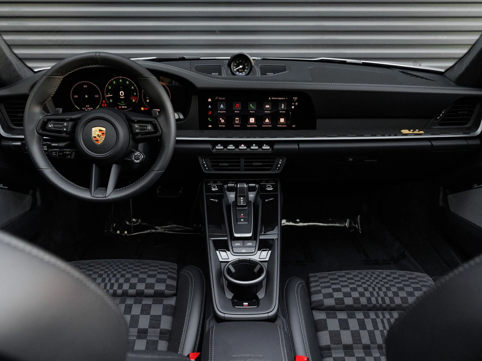 2026 Porsche 911 Spirit 70, 19/20