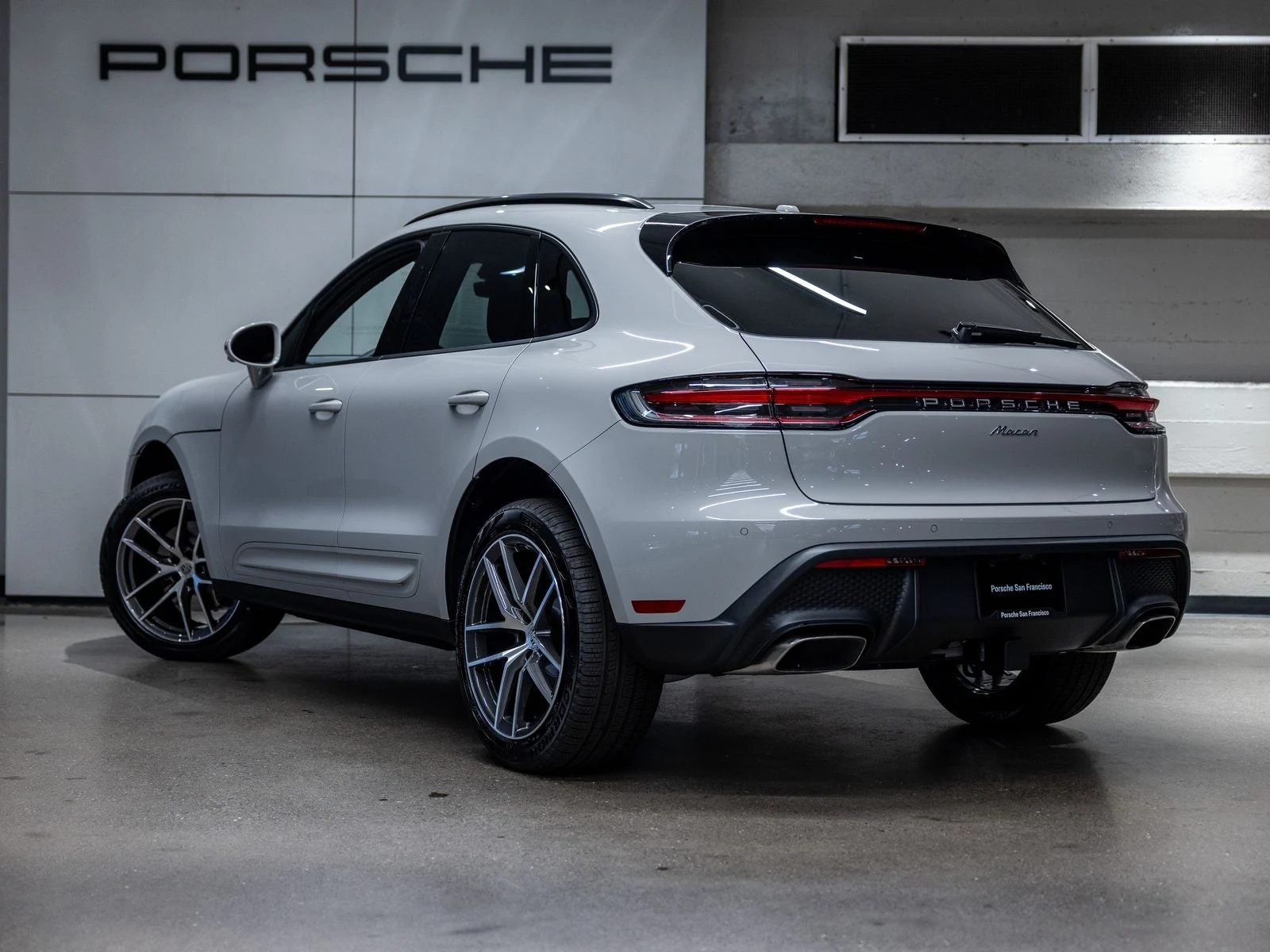 2026 Porsche Macan (95B), 3/20