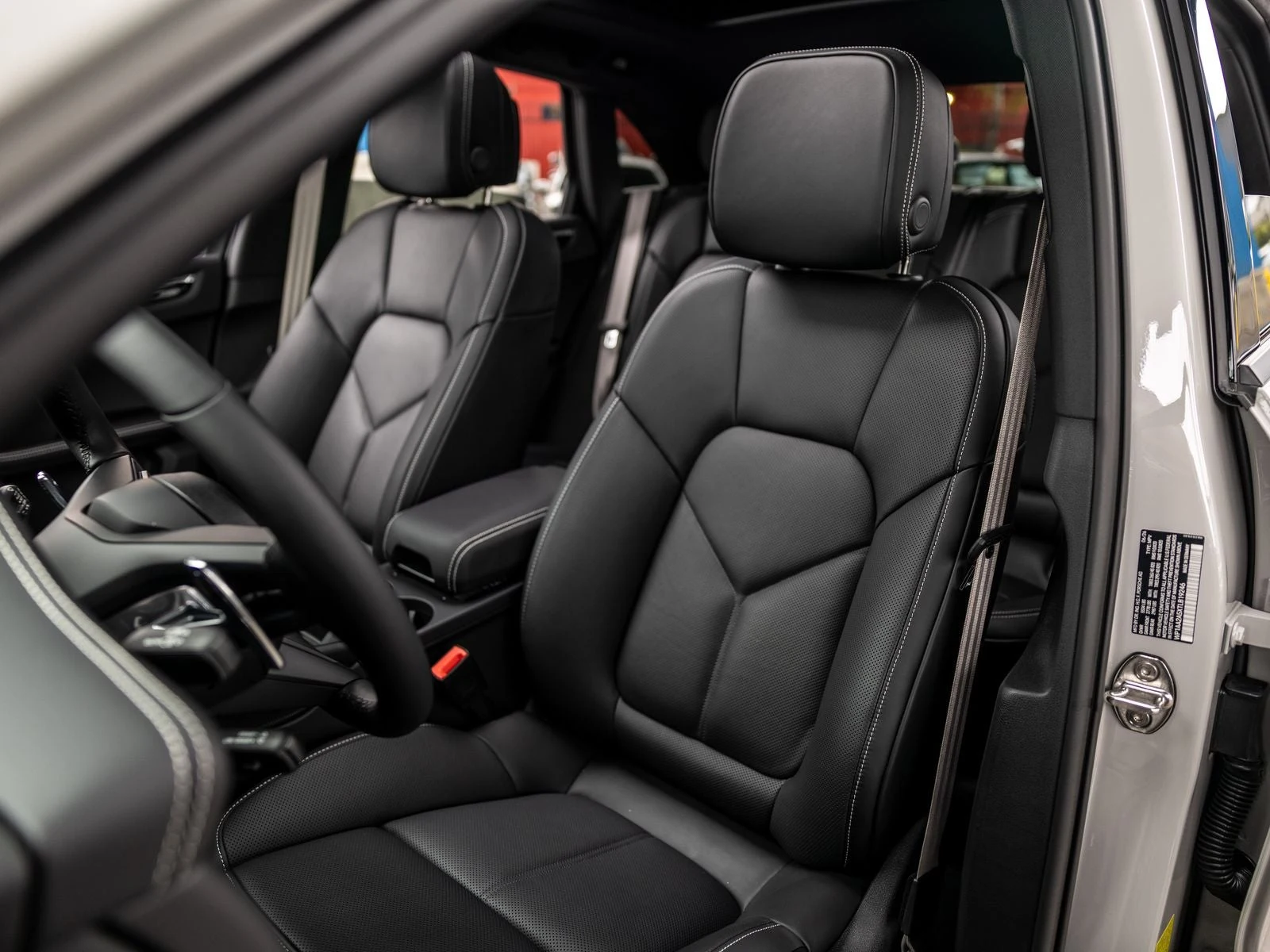 2026 Porsche Macan (95B), 5/20
