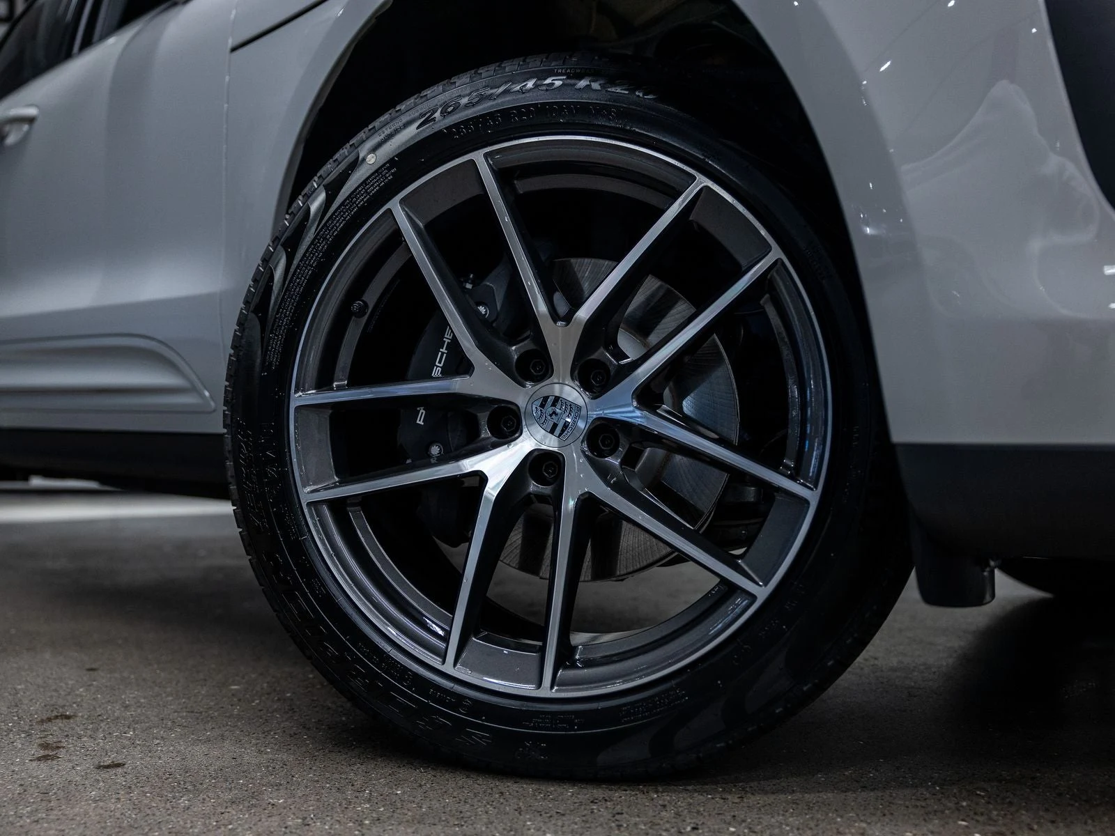 2026 Porsche Macan (95B), 17/20
