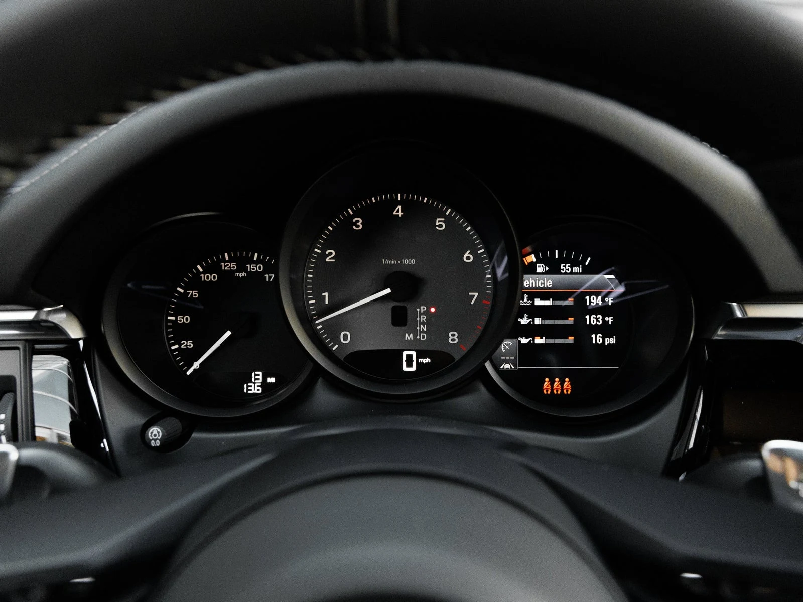 2026 Porsche Macan S (95B), 18/20