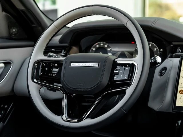 2026 Land Rover Range Rover Velar P250 (L560), 19/20