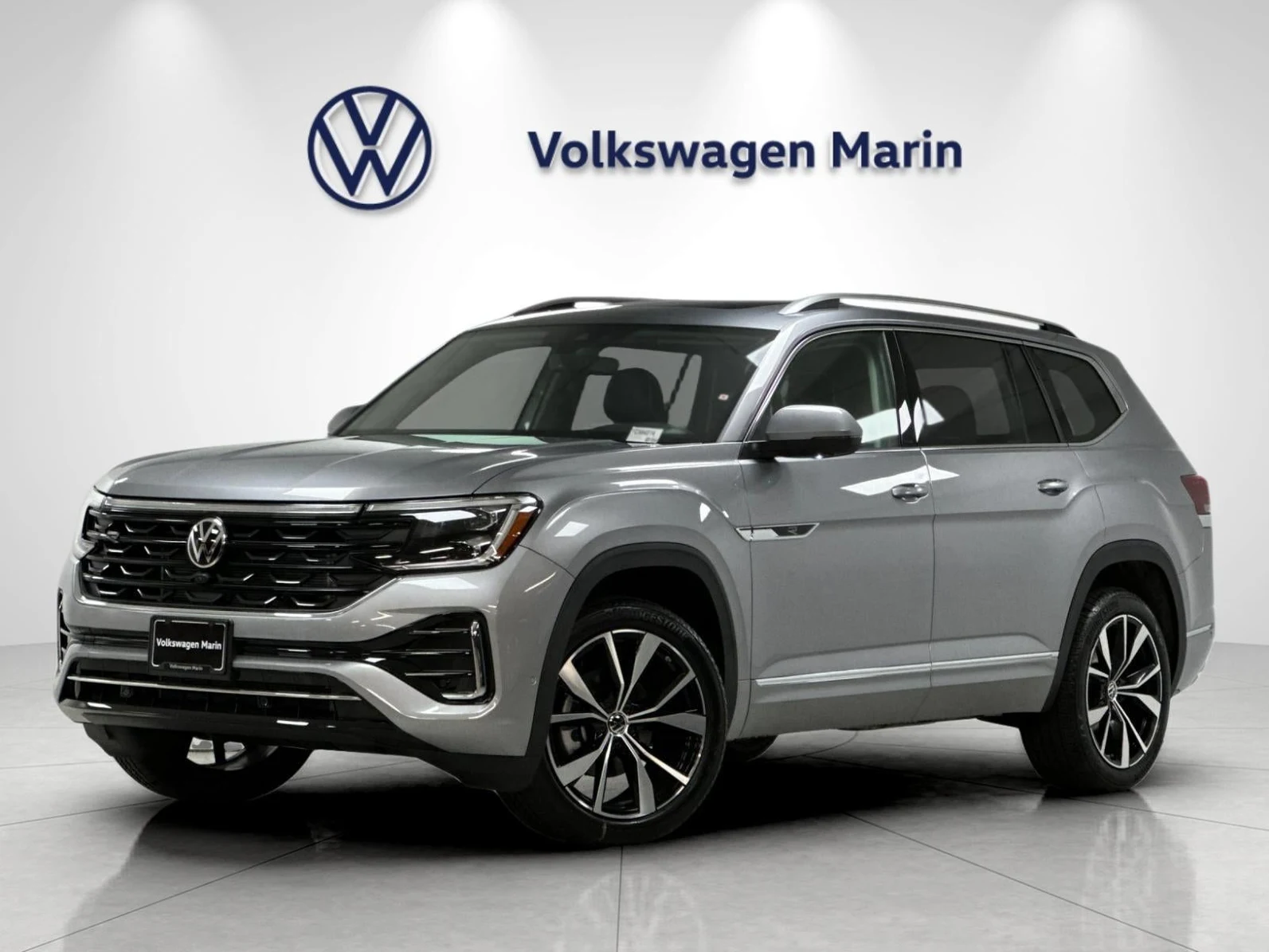 Volkswagen Atlas 2.0T SEL Premium R-Line (2024 Update) · Silver Mist Metallic · Indigo Auto Group