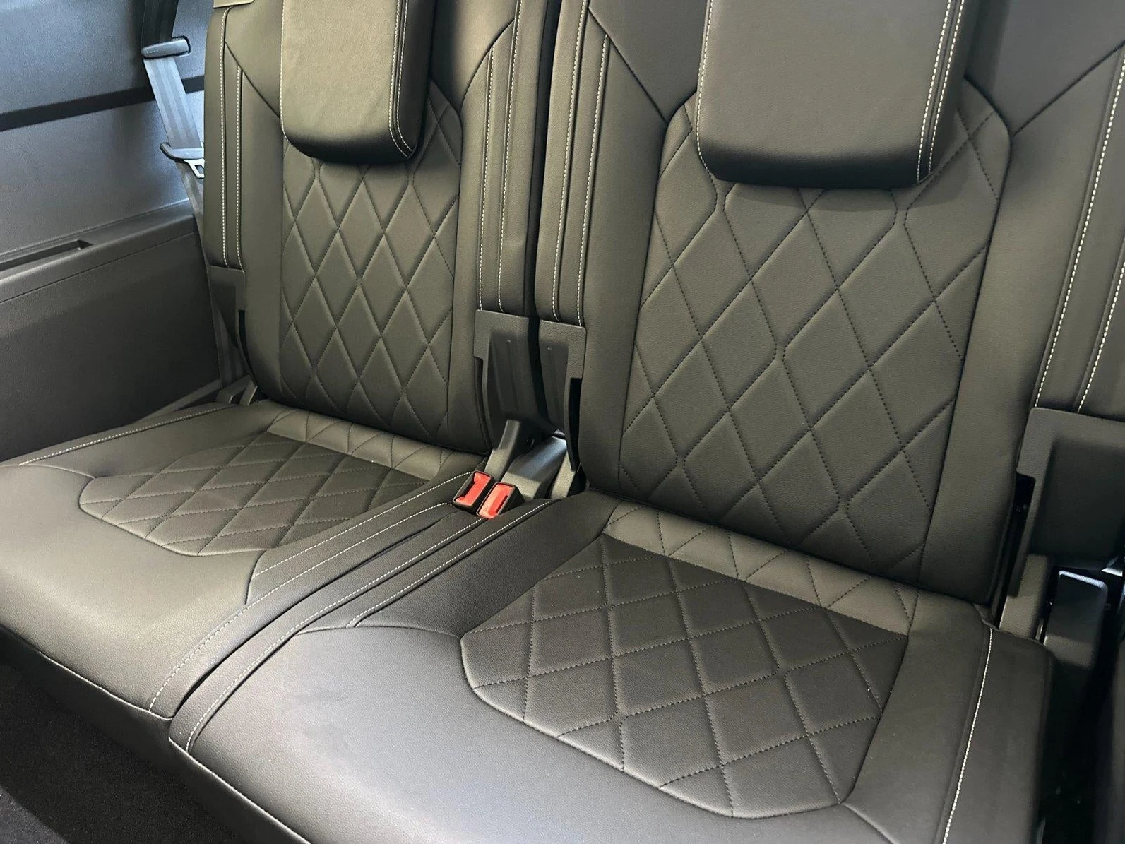 2026 Volkswagen Atlas 2.0T SEL Premium R-Line (2024 Update), 14/20