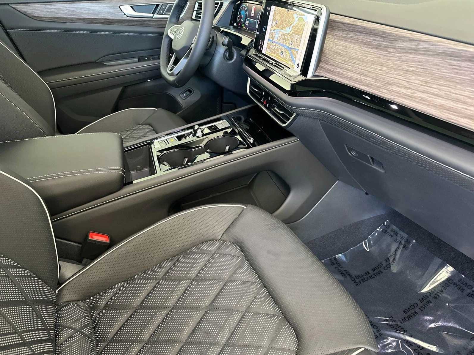 2026 Volkswagen Atlas 2.0T SEL Premium R-Line (2024 Update), 16/20