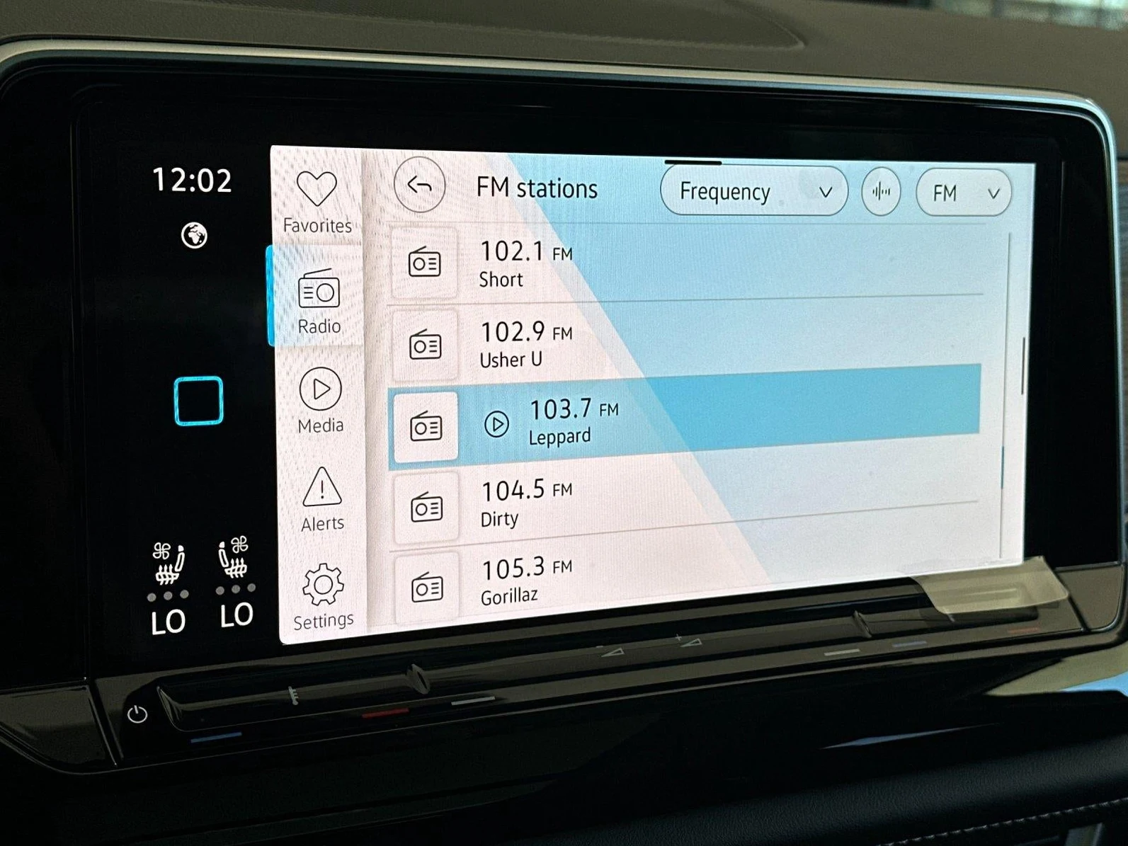 2026 Volkswagen Atlas 2.0T SEL Premium R-Line (2024 Update), 18/20