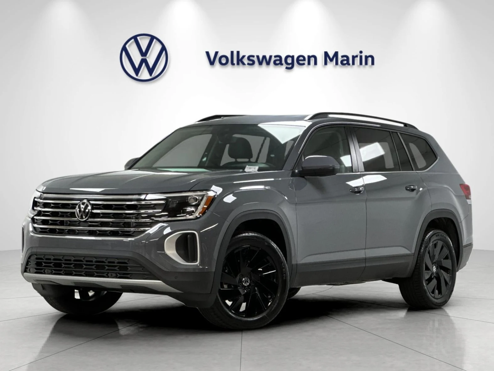Volkswagen Atlas 2.0T SE with Technology (2024 Update) · Pure Gray · Indigo Auto Group