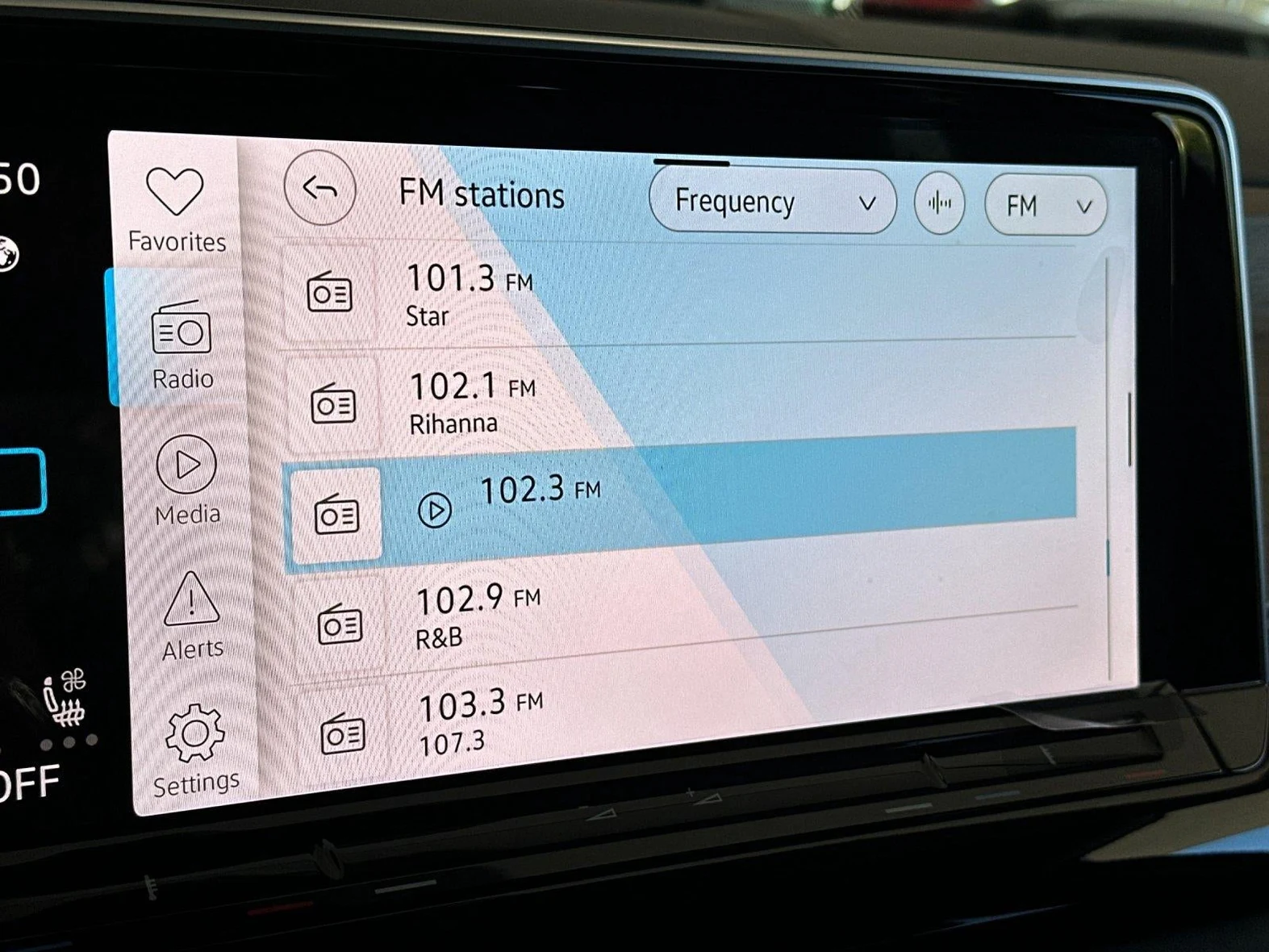 2026 Volkswagen Atlas 2.0T SE with Technology (2024 Update), 18/20