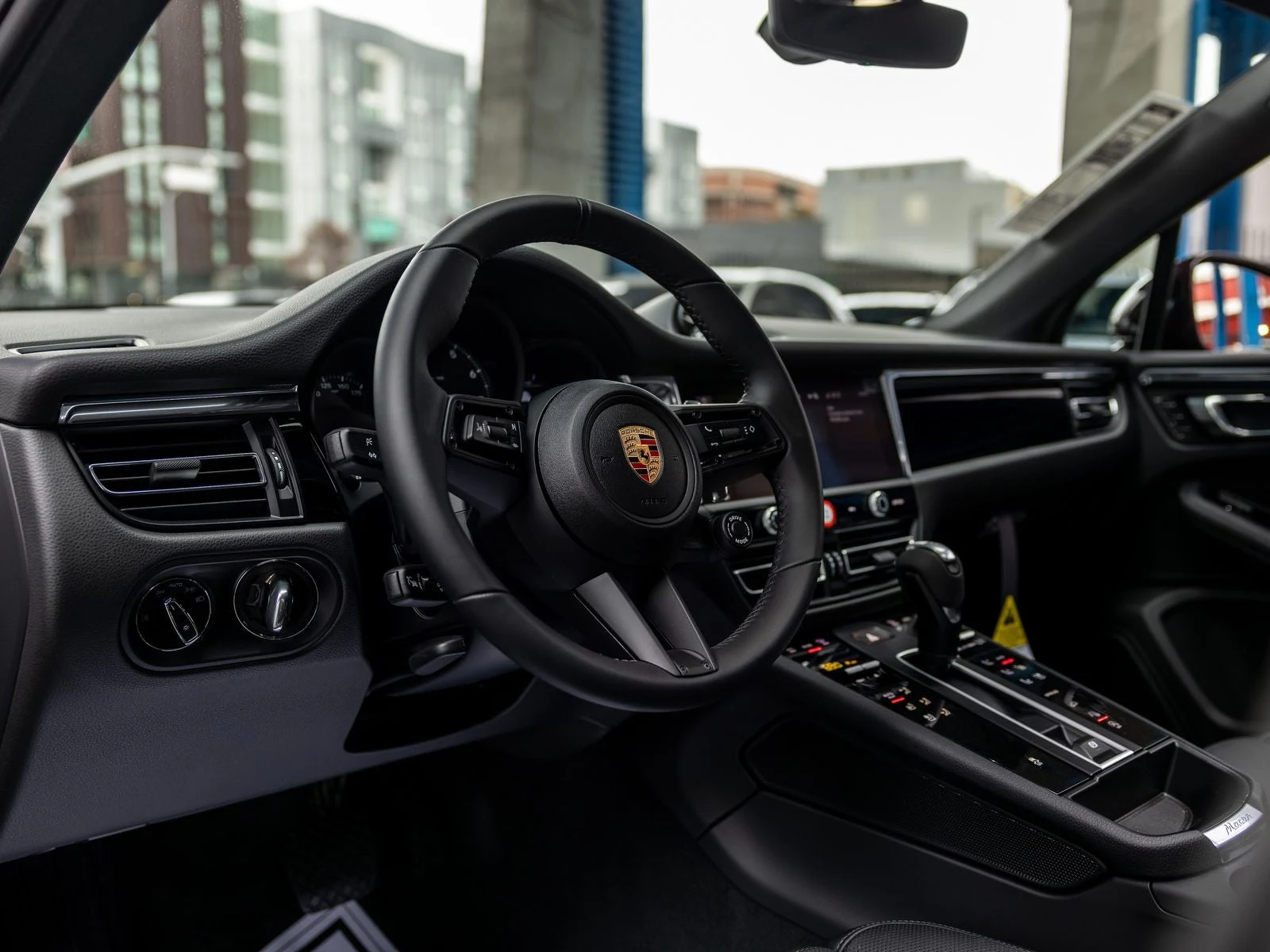 2026 Porsche Macan (95B), 4/20
