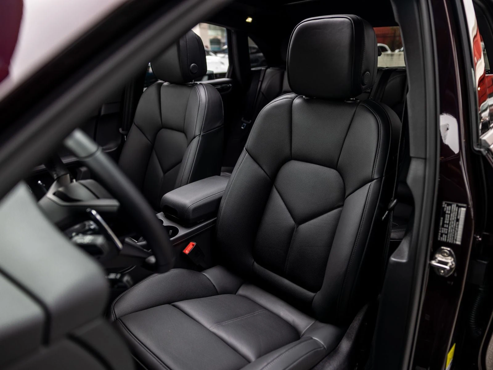2026 Porsche Macan (95B), 5/20