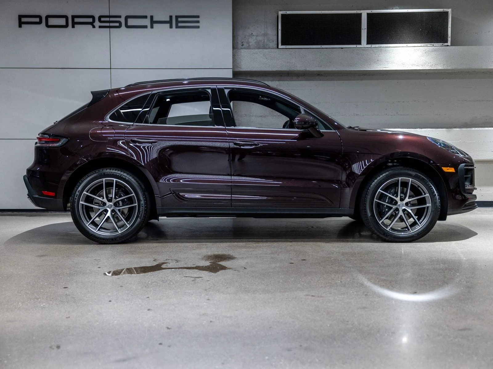 2026 Porsche Macan (95B), 9/20