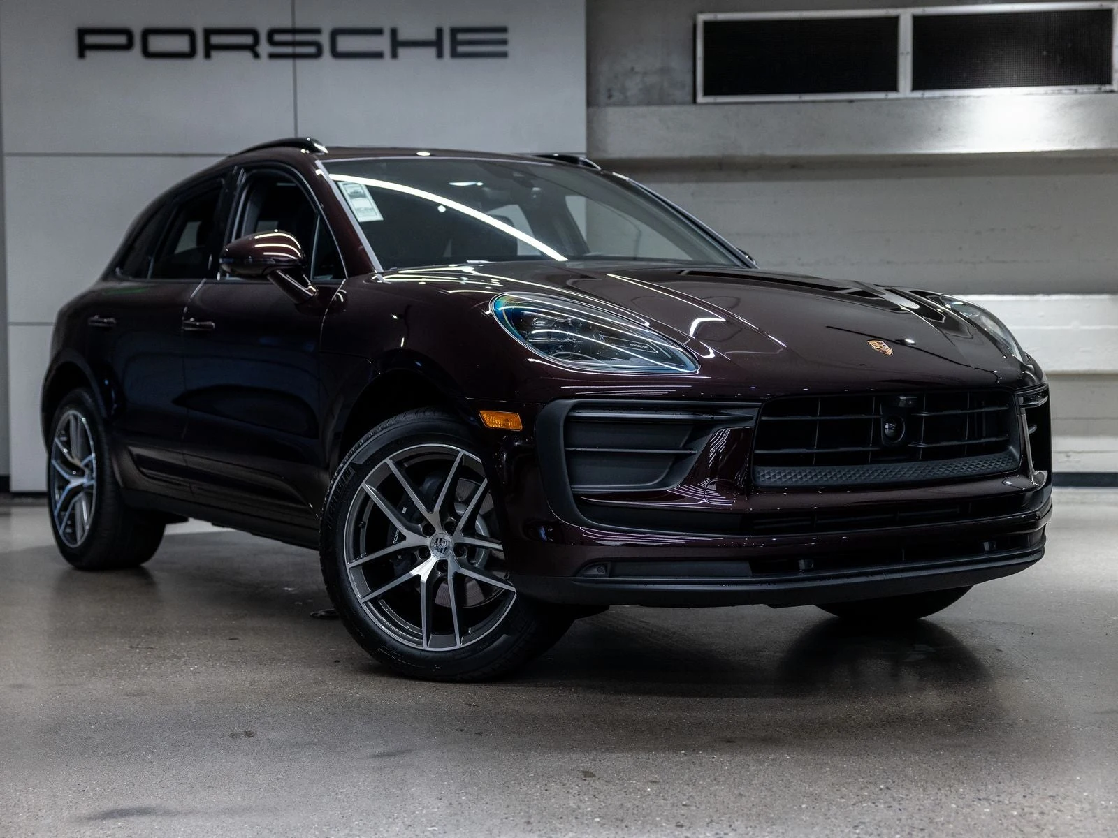2026 Porsche Macan (95B), 10/20
