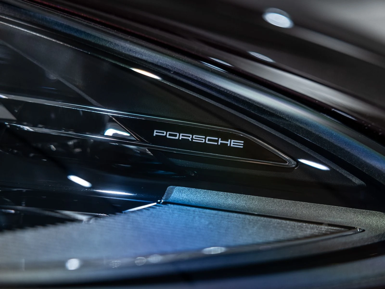2026 Porsche Macan (95B), 20/20