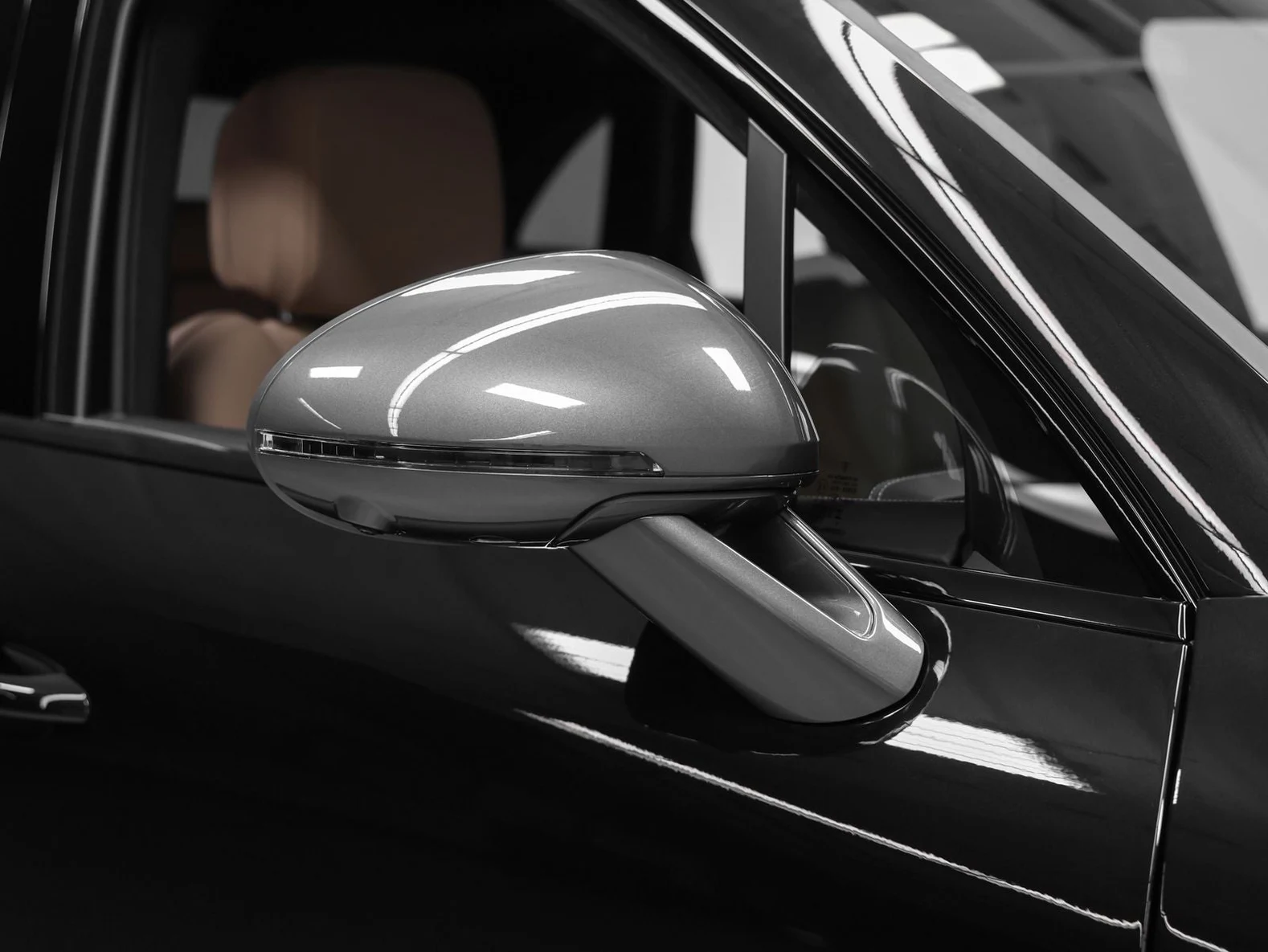 2026 Porsche Macan T (95B), 13/20