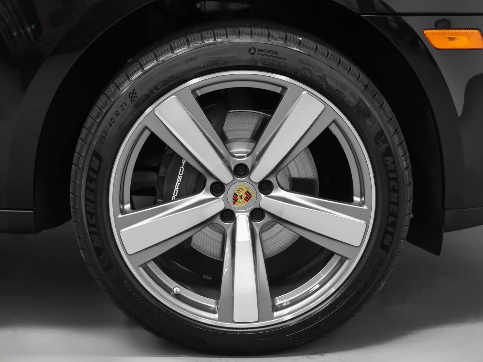 2026 Porsche Macan T (95B), 15/20