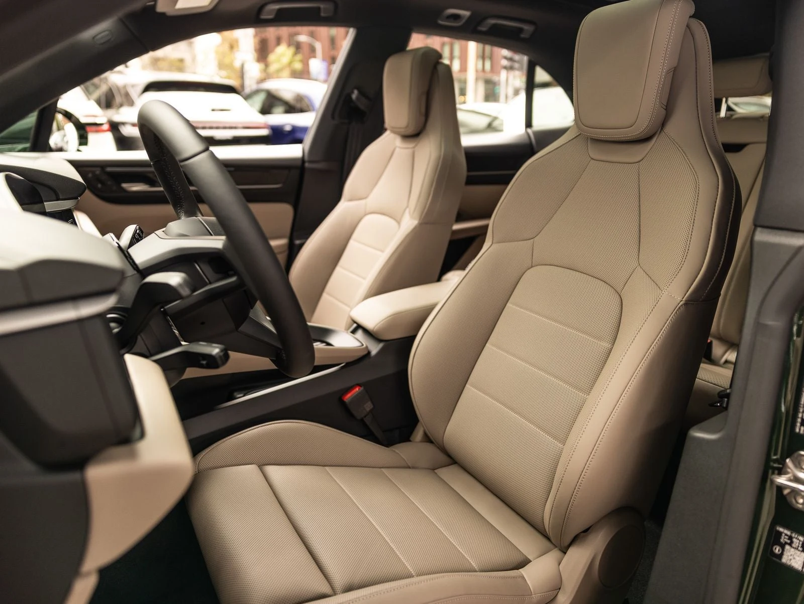 2026 Porsche Macan Electric (XAB), 5/20