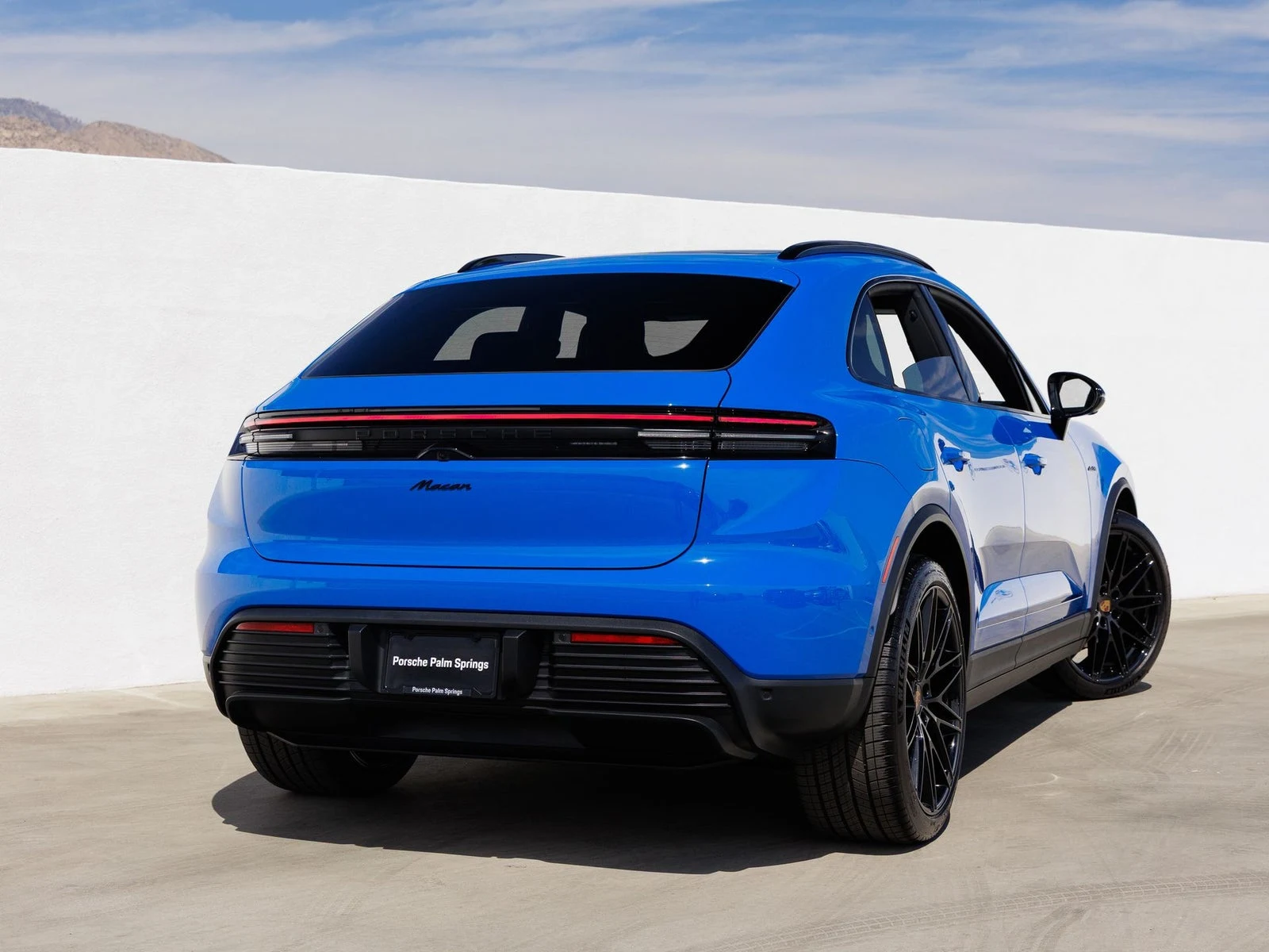 2026 Porsche Macan Electric (XAB), 7/20