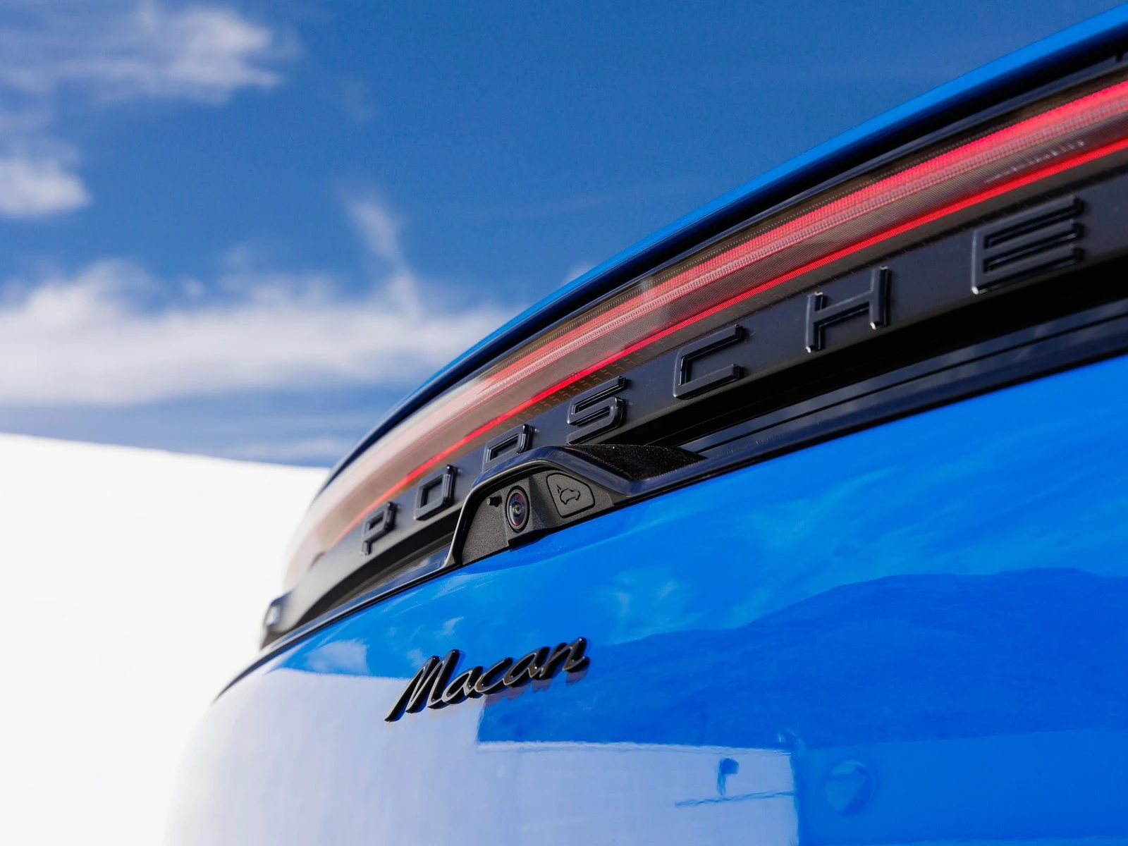 2026 Porsche Macan Electric (XAB), 12/20