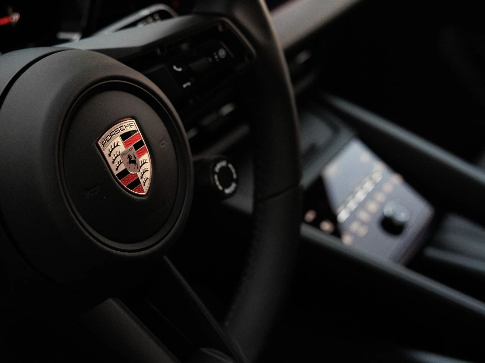 2026 Porsche Macan Electric (XAB), 19/20