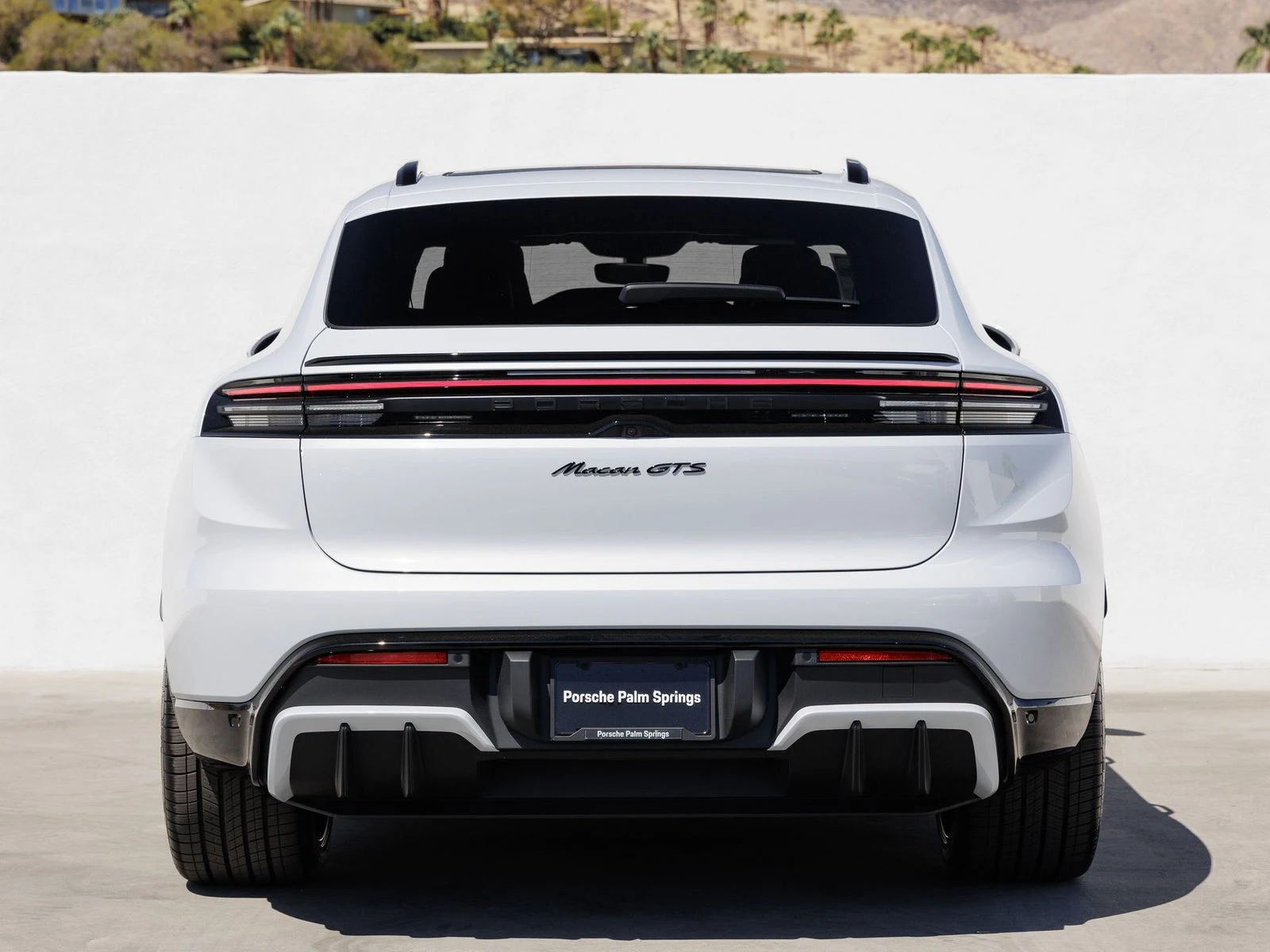 2026 Porsche Macan GTS Electric (XAB), 6/20