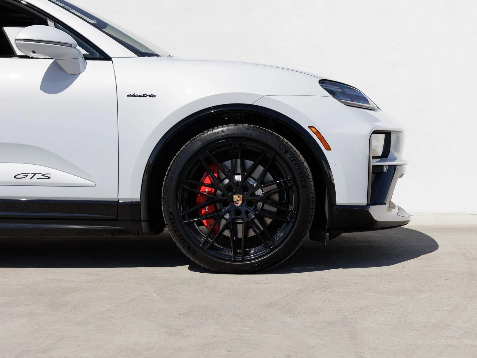 2026 Porsche Macan GTS Electric (XAB), 11/20