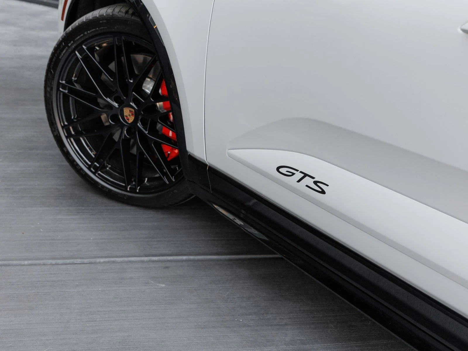 2026 Porsche Macan GTS Electric (XAB), 14/20