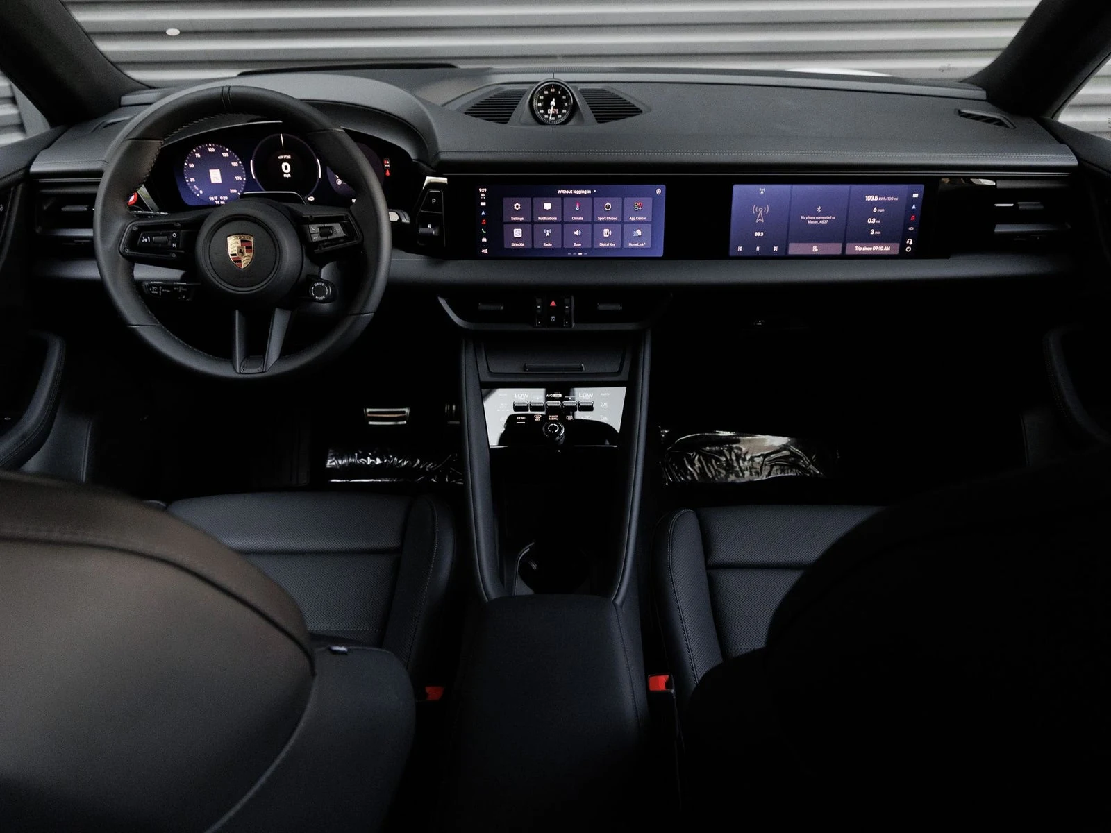 2026 Porsche Macan GTS Electric (XAB), 18/20