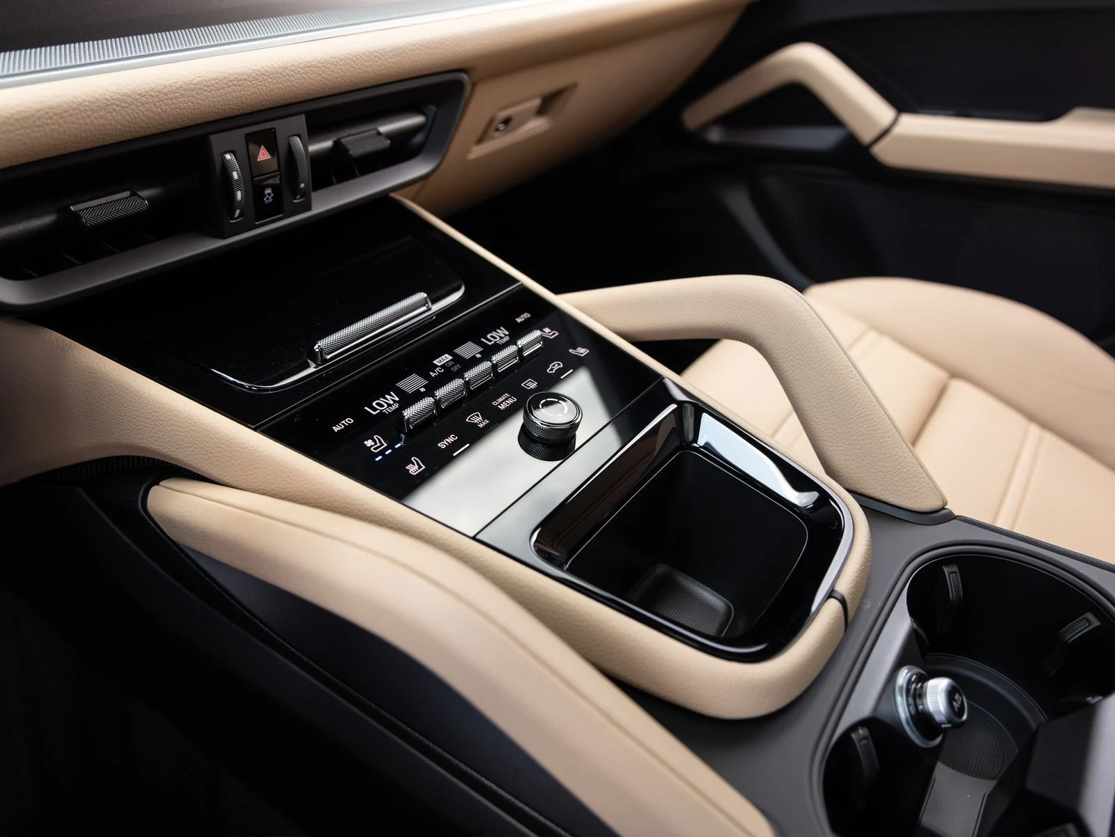 2026 Porsche Cayenne Coupé (3rd Generation), 18/20