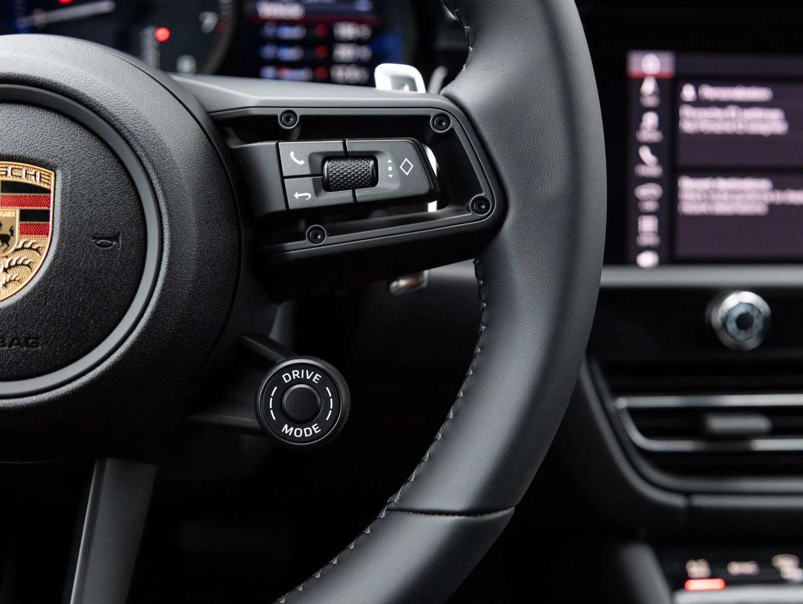 2026 Porsche Macan T (95B), 16/20