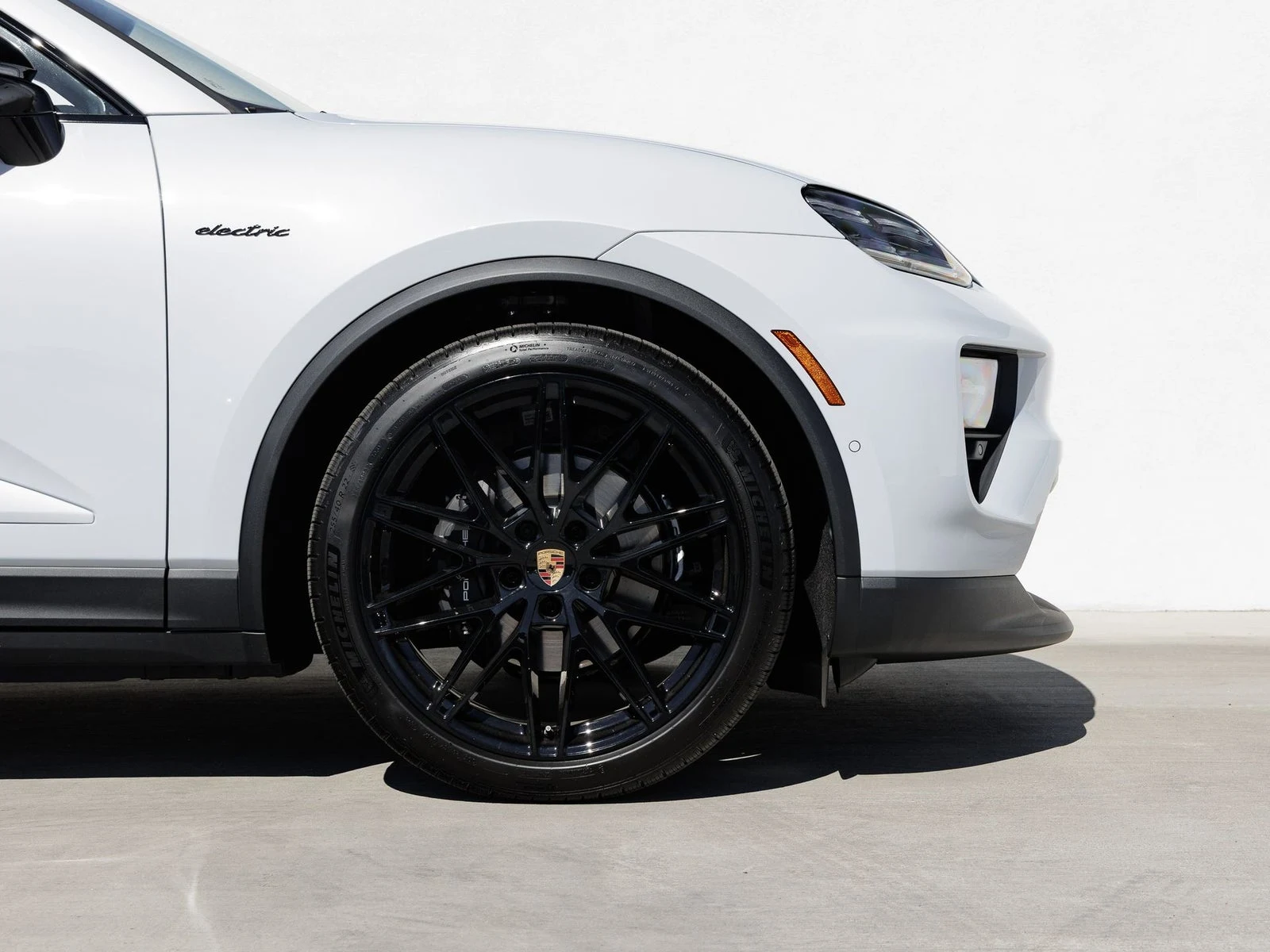 2026 Porsche Macan Electric (XAB), 11/20