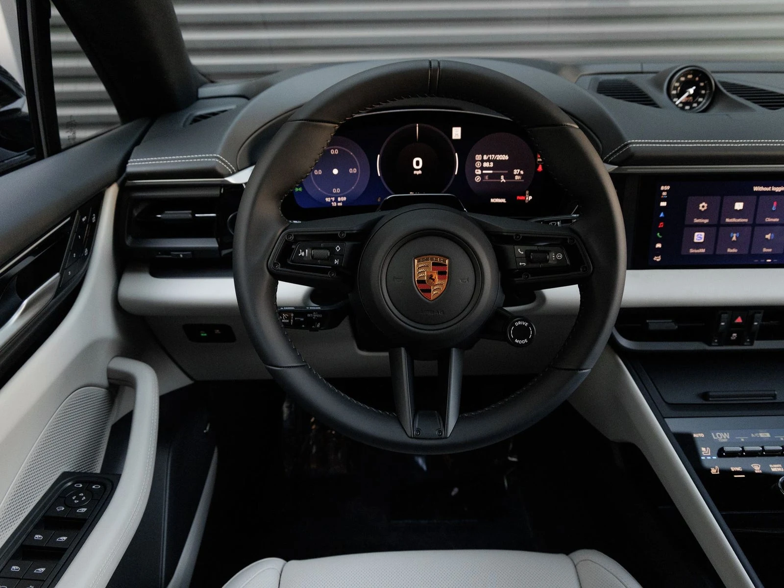 2026 Porsche Macan Electric (XAB), 16/20