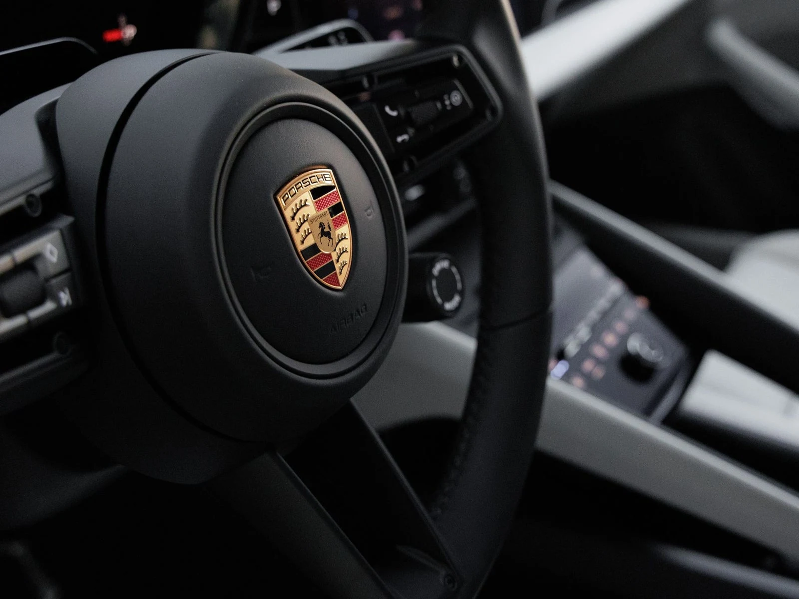 2026 Porsche Macan Electric (XAB), 19/20