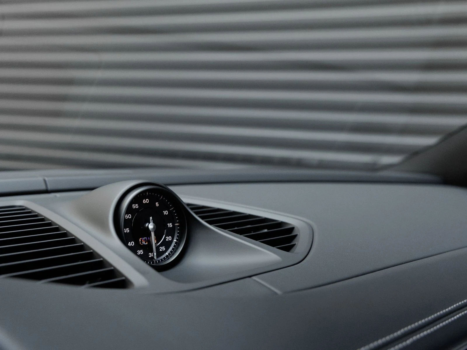 2026 Porsche Macan Electric (XAB), 20/20