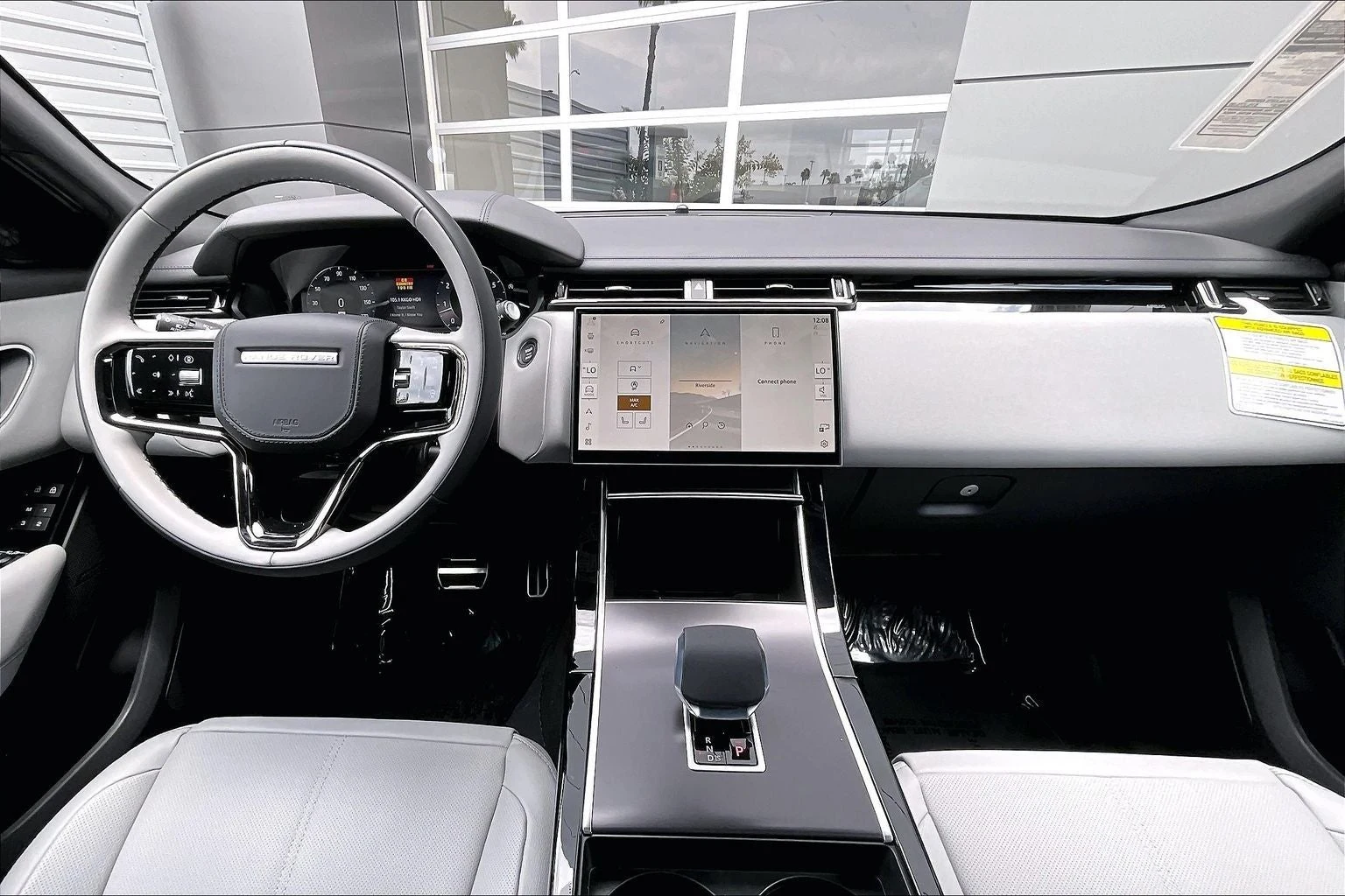 2026 Land Rover Range Rover Velar P250 Belgravia Edition (L560), 5/14