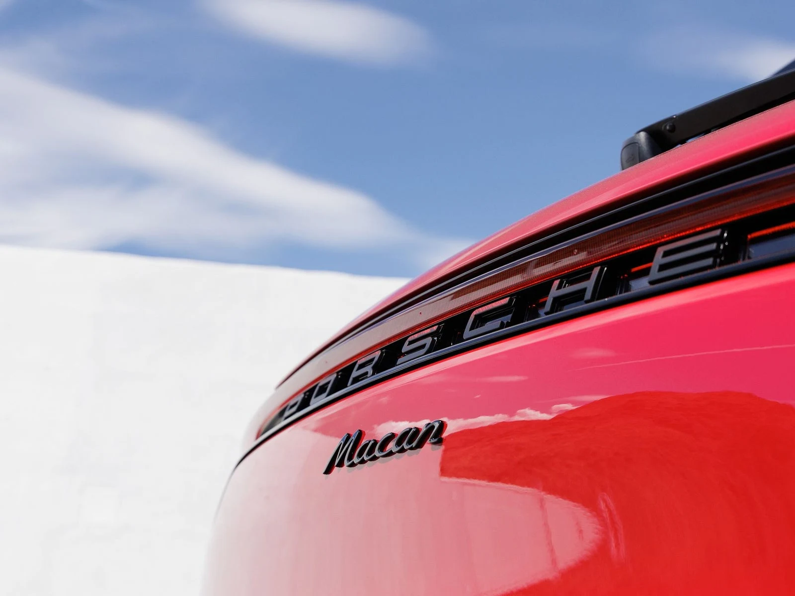 2026 Porsche Macan (95B), 12/20