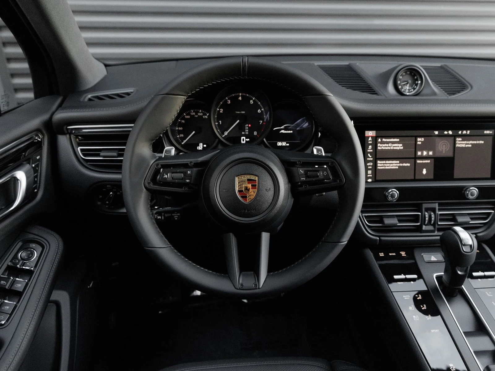 2026 Porsche Macan (95B), 16/20