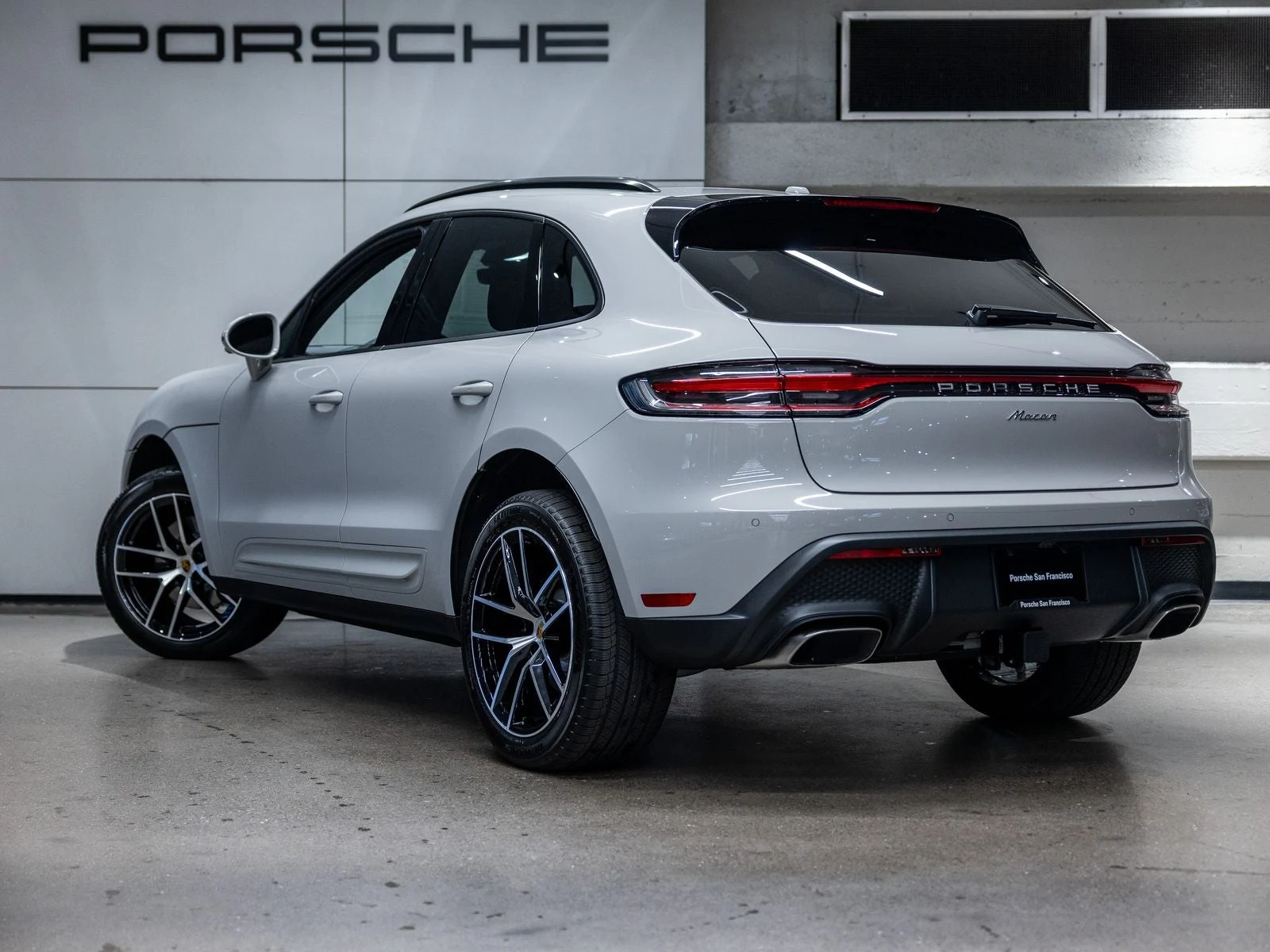 2026 Porsche Macan (95B), 3/20