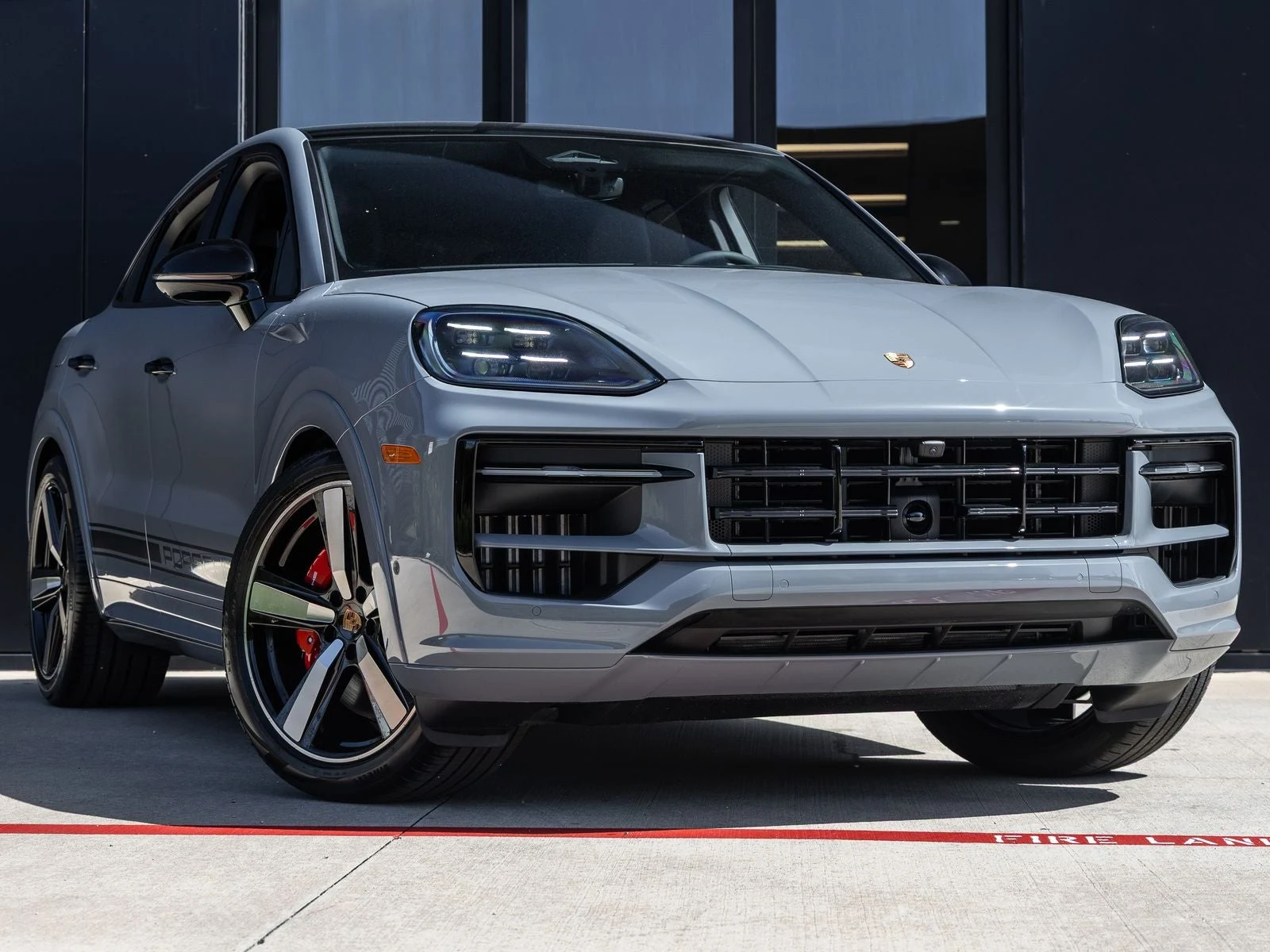 2026 Porsche Cayenne S Coupé (3rd Generation), 6/20