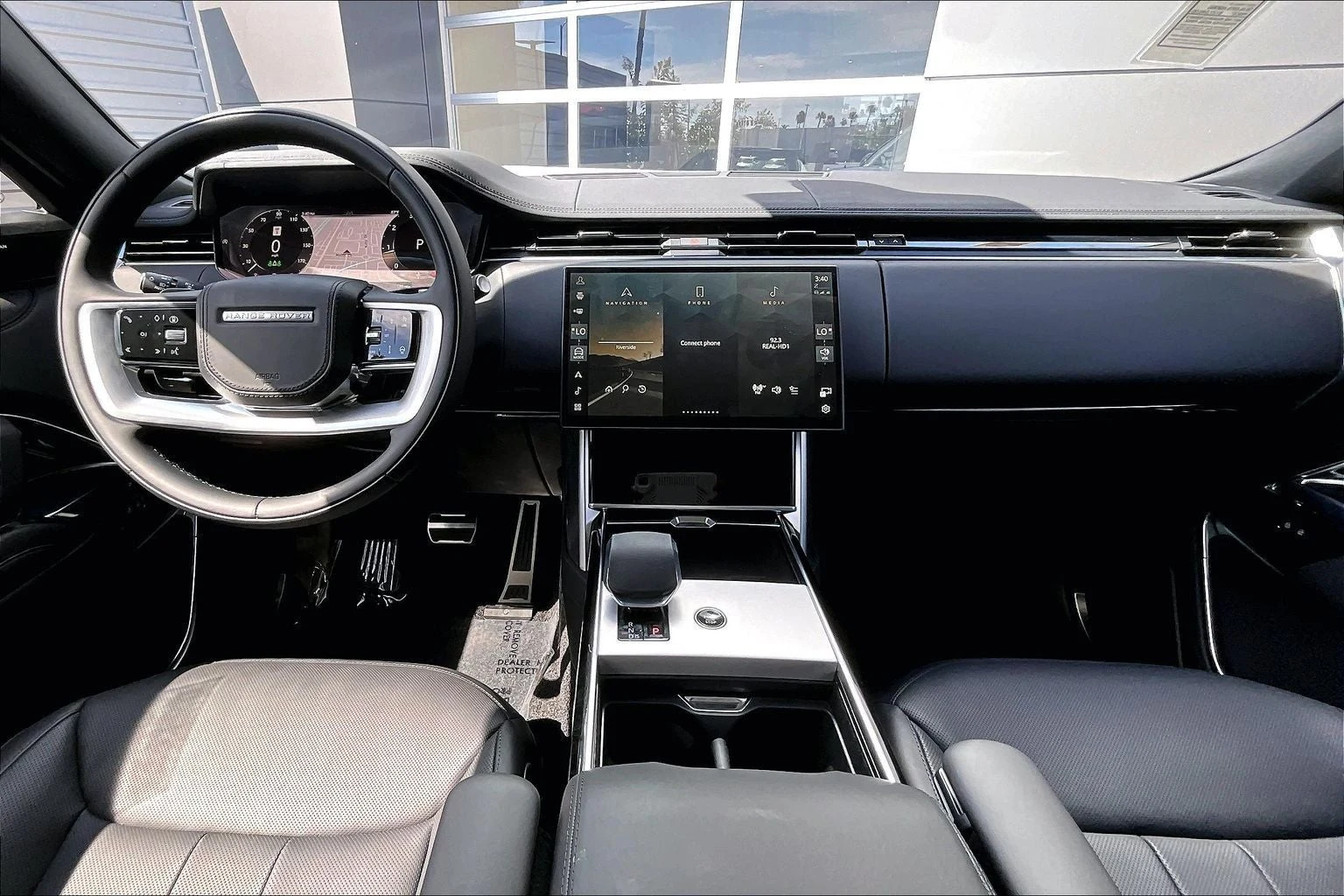 2026 Land Rover Range Rover SE (L460), 5/14